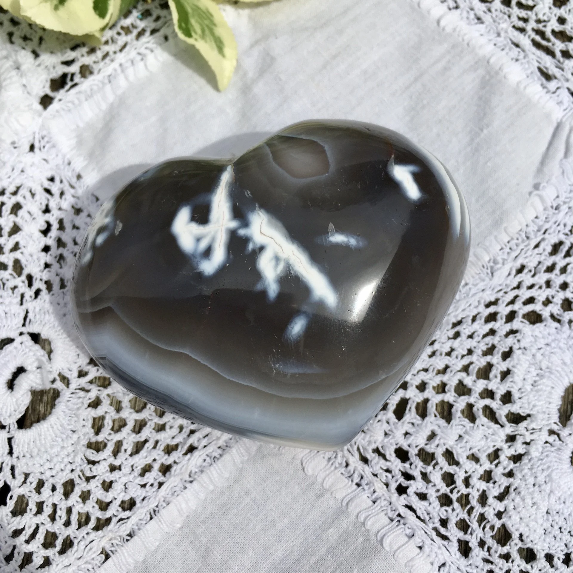 Orca agate heart 1a.jpeg