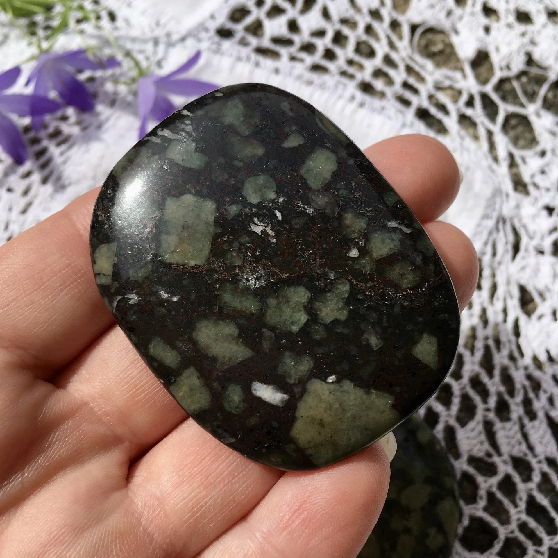 Lakelandite smooth 1.jpeg