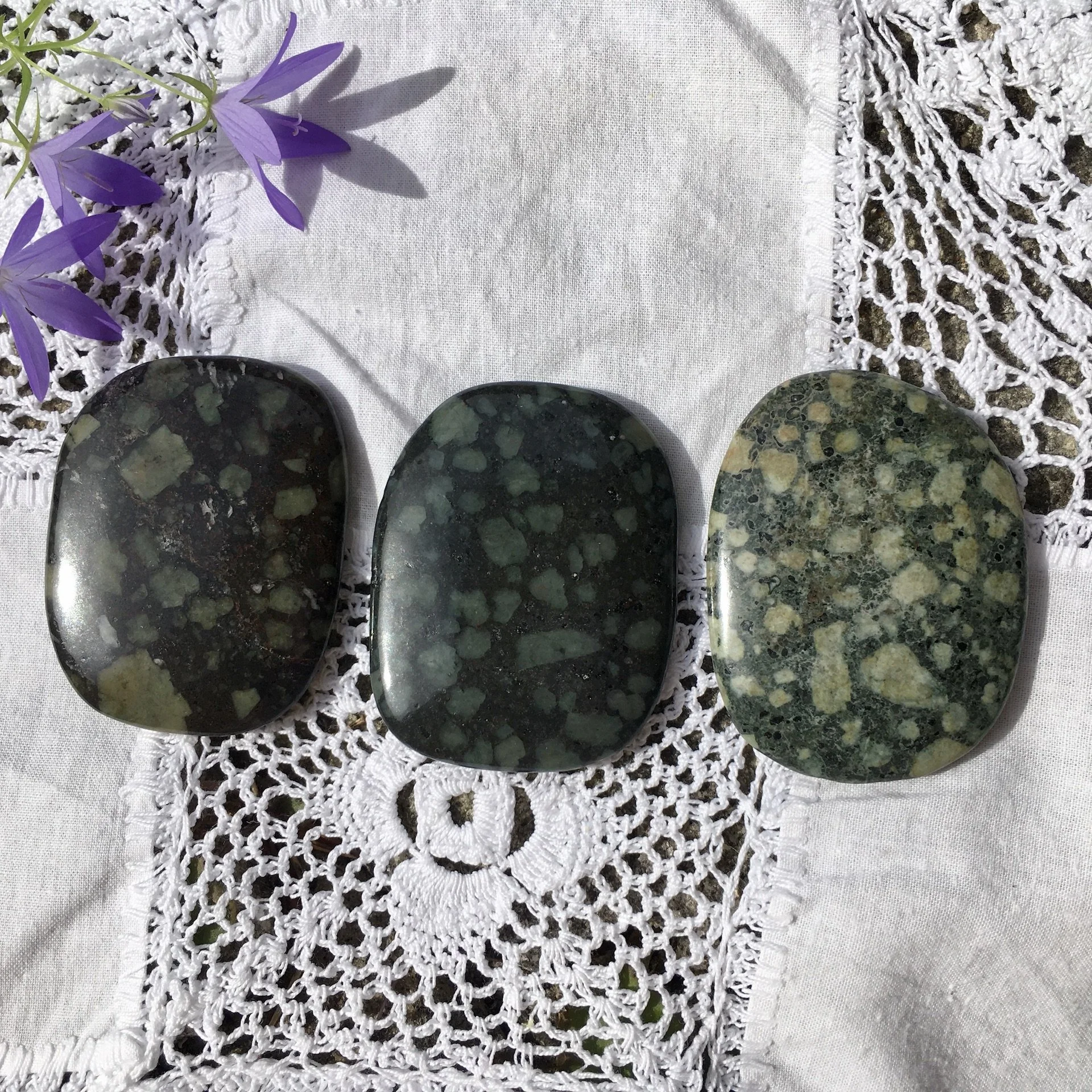 Laklandite smooth 1-3.jpeg