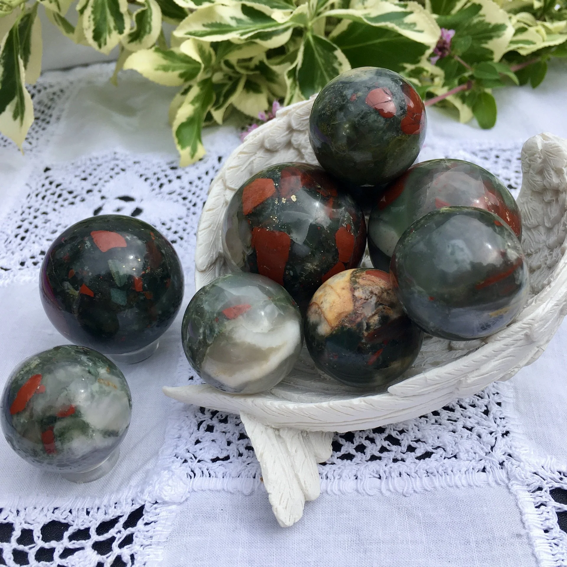 Seftonite spheres group.jpeg