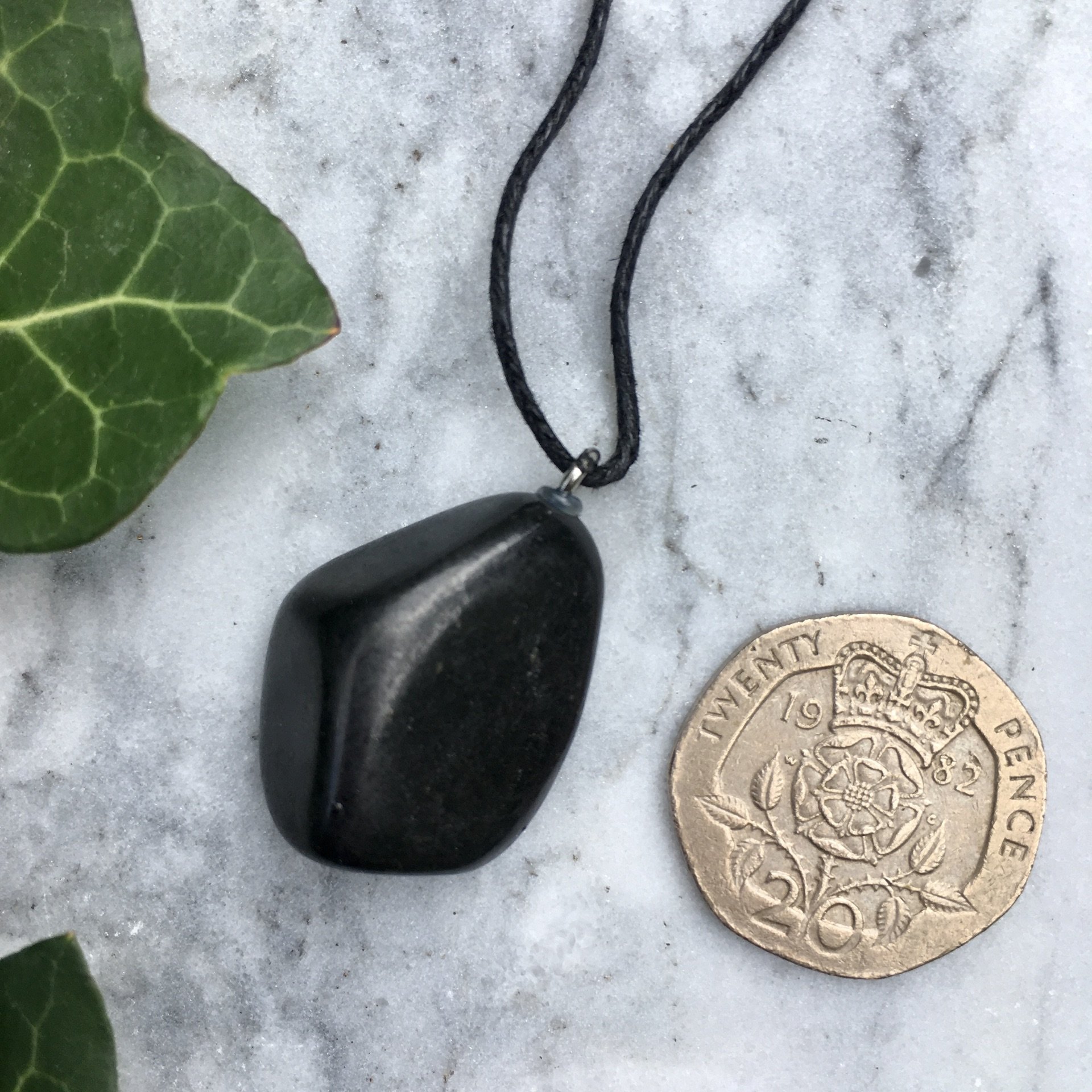 Pebble pendant rounder b.jpeg