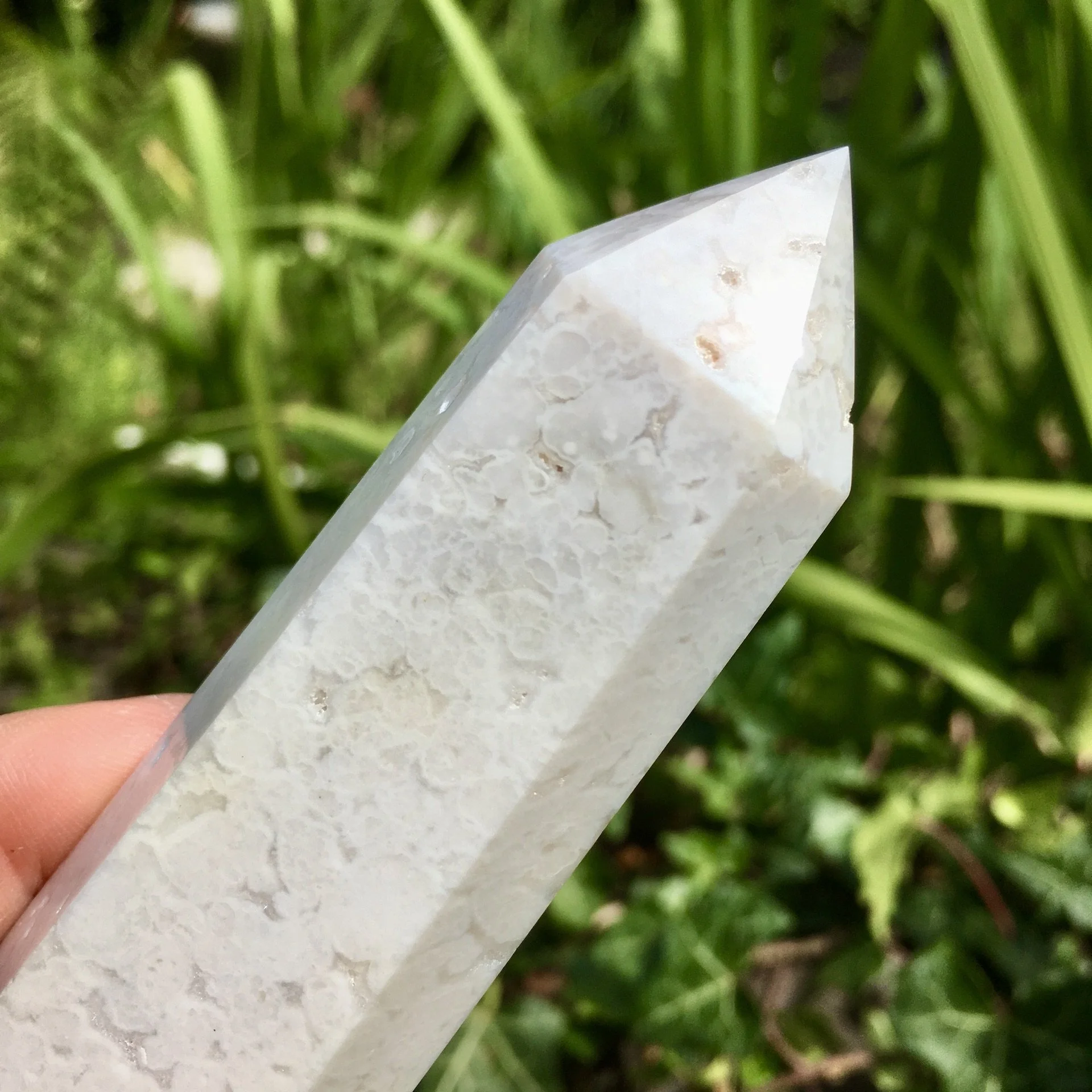 White Chalcedony point 1e.jpeg