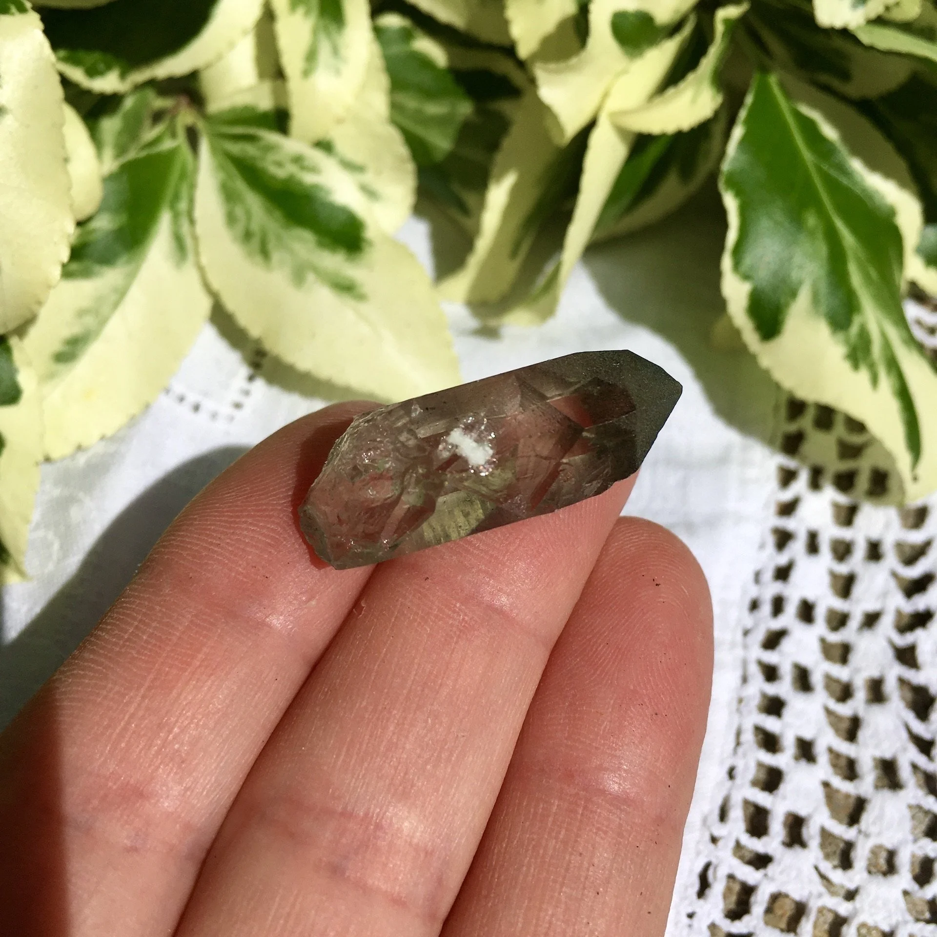 Chlorite tip key release crystal 11c.jpeg