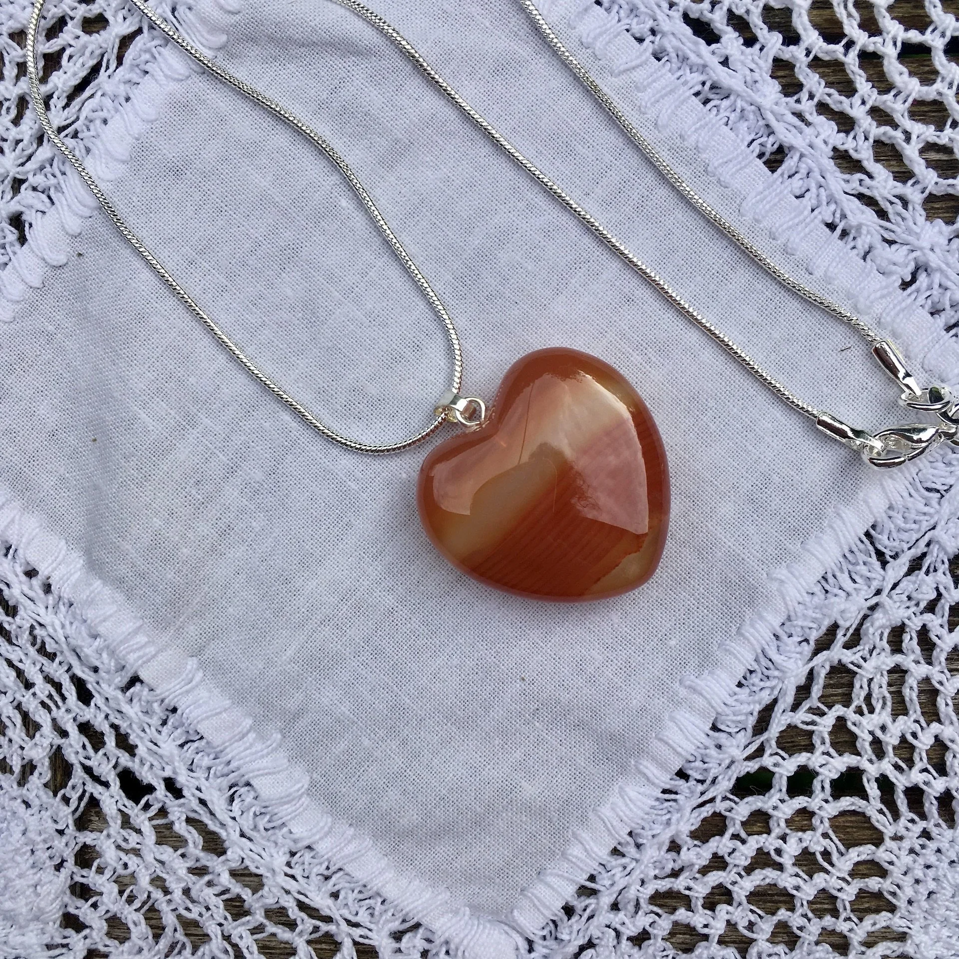 Carnelian heart pendant on chain.jpeg