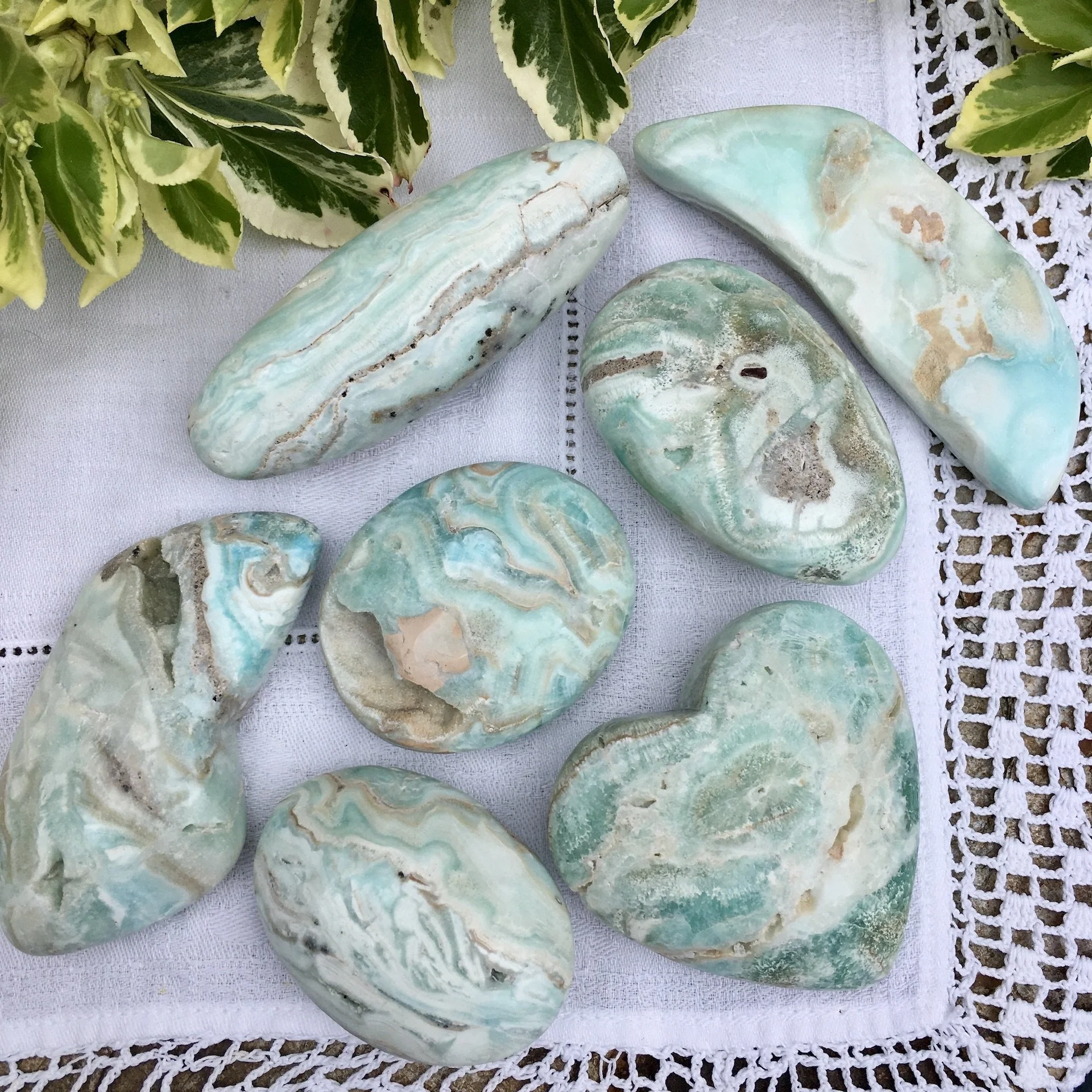 Hemimorphite group apr 22.jpeg