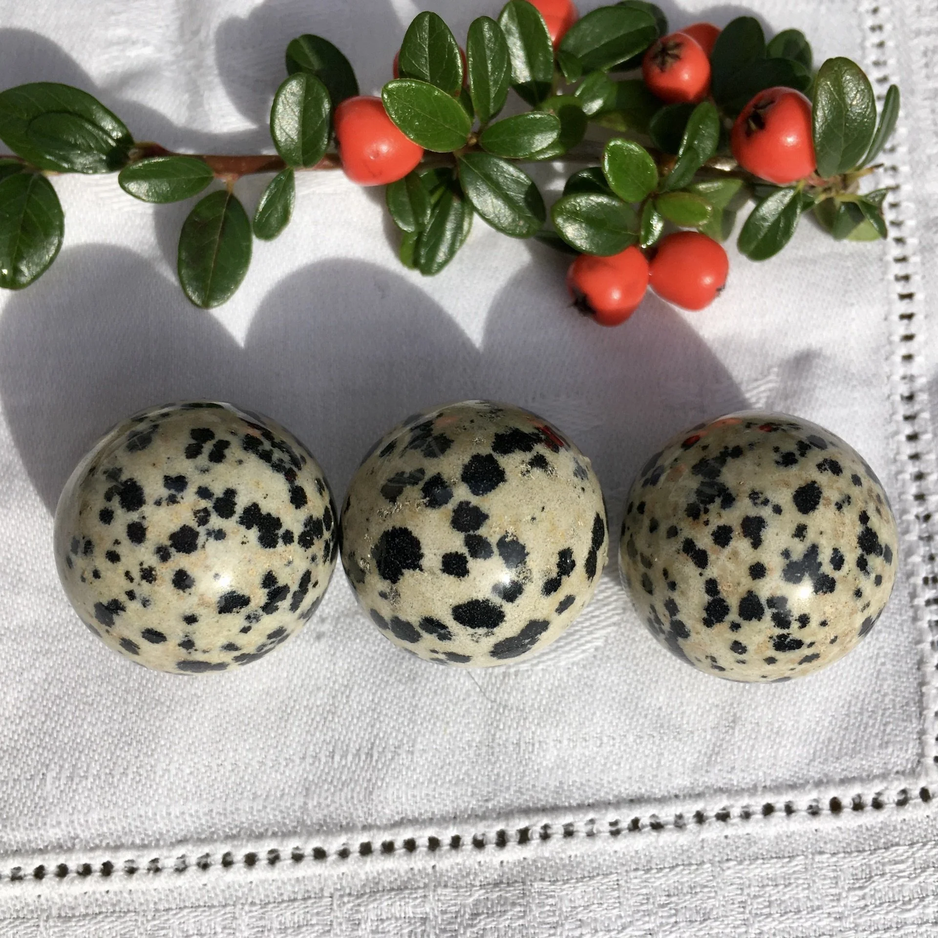 Dalmation jasper sphere 25mm.jpeg