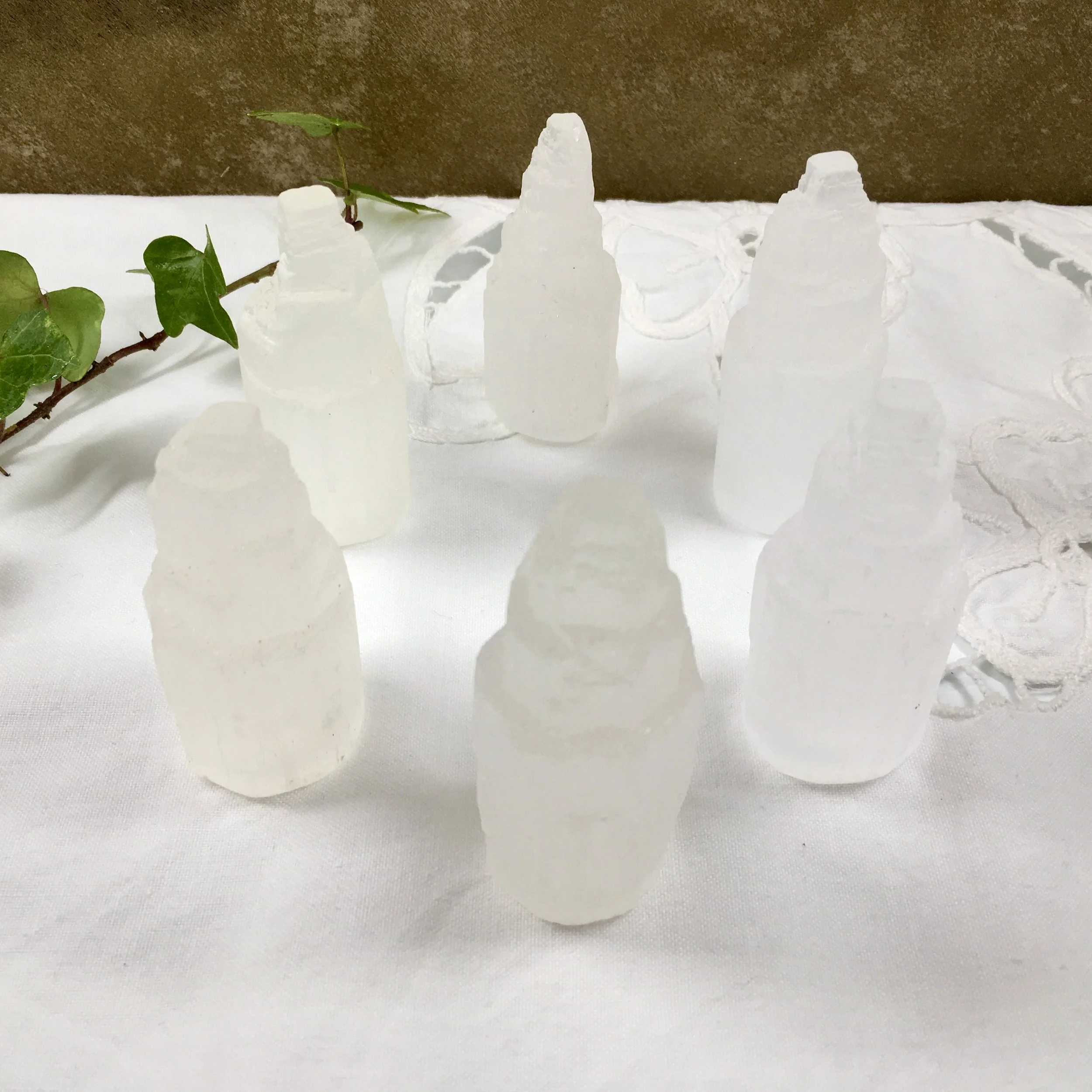 Selenite Tower 6cm grid layout.jpeg