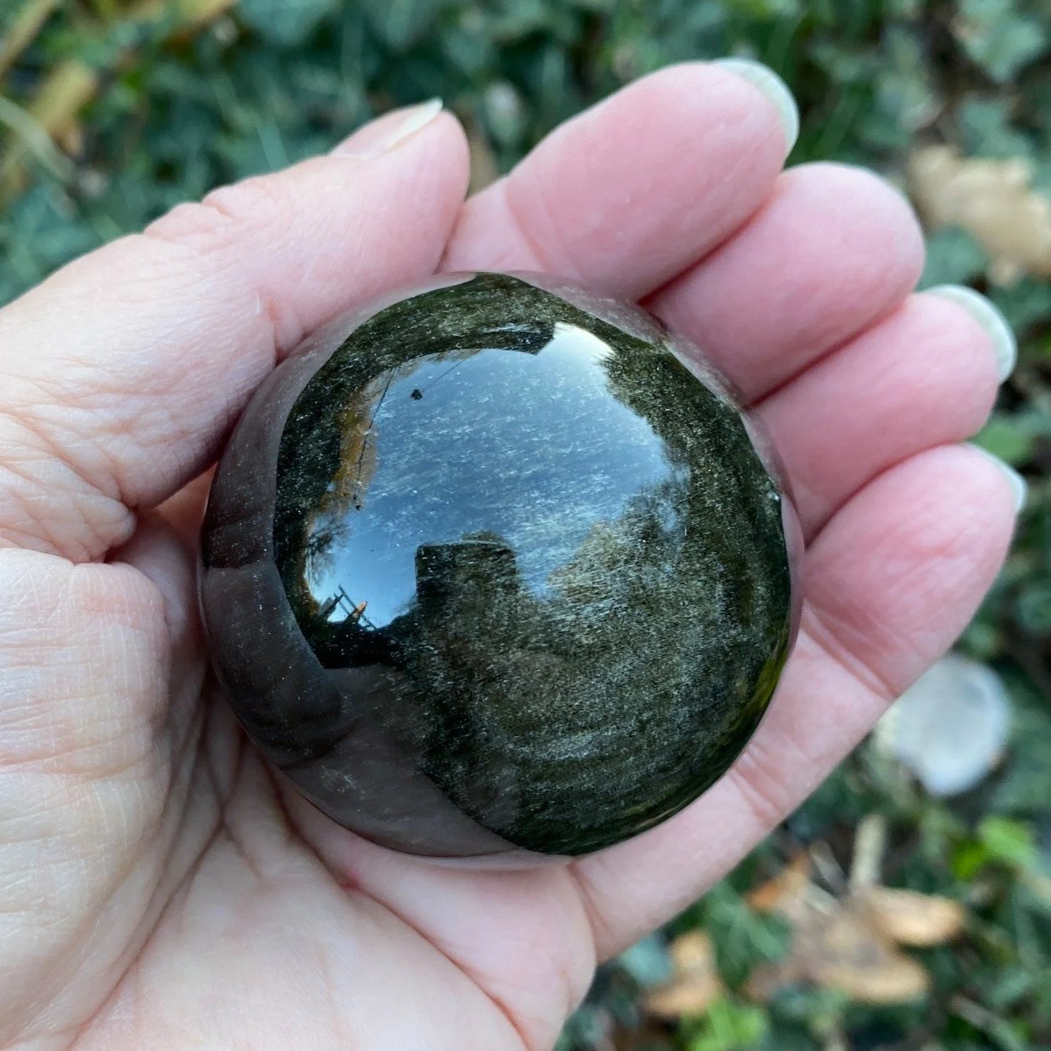 Sheen+Obsidian+sphere+2a.jpg