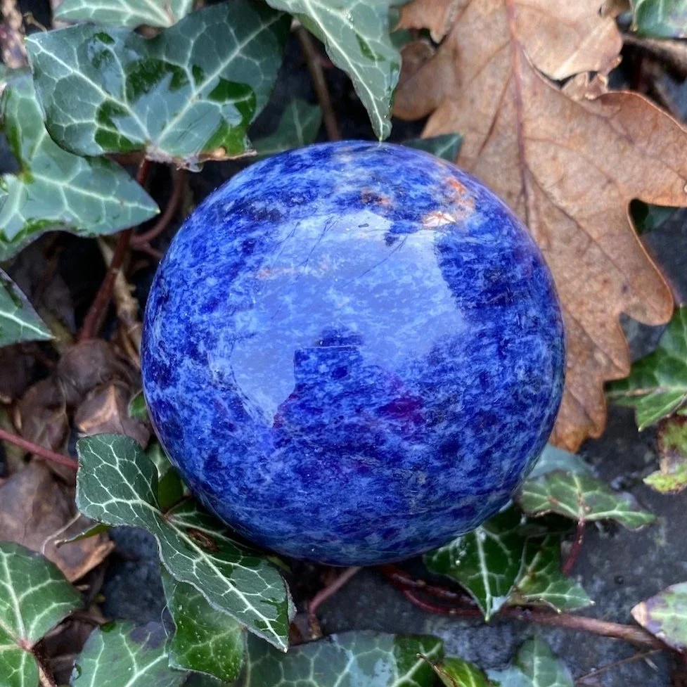 Sodalite+sphere+2a.jpg