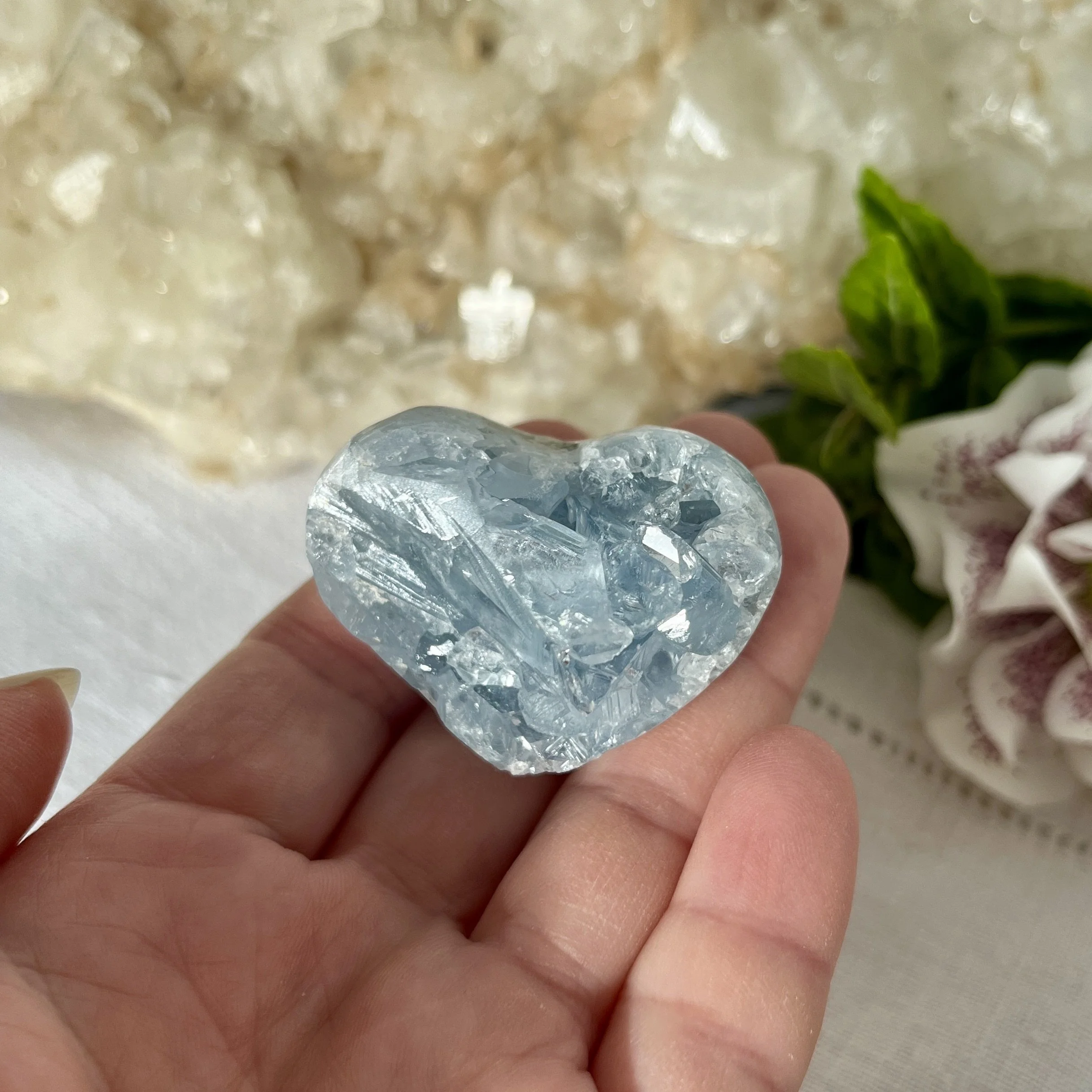 Celestite cluster heart 5b.jpeg