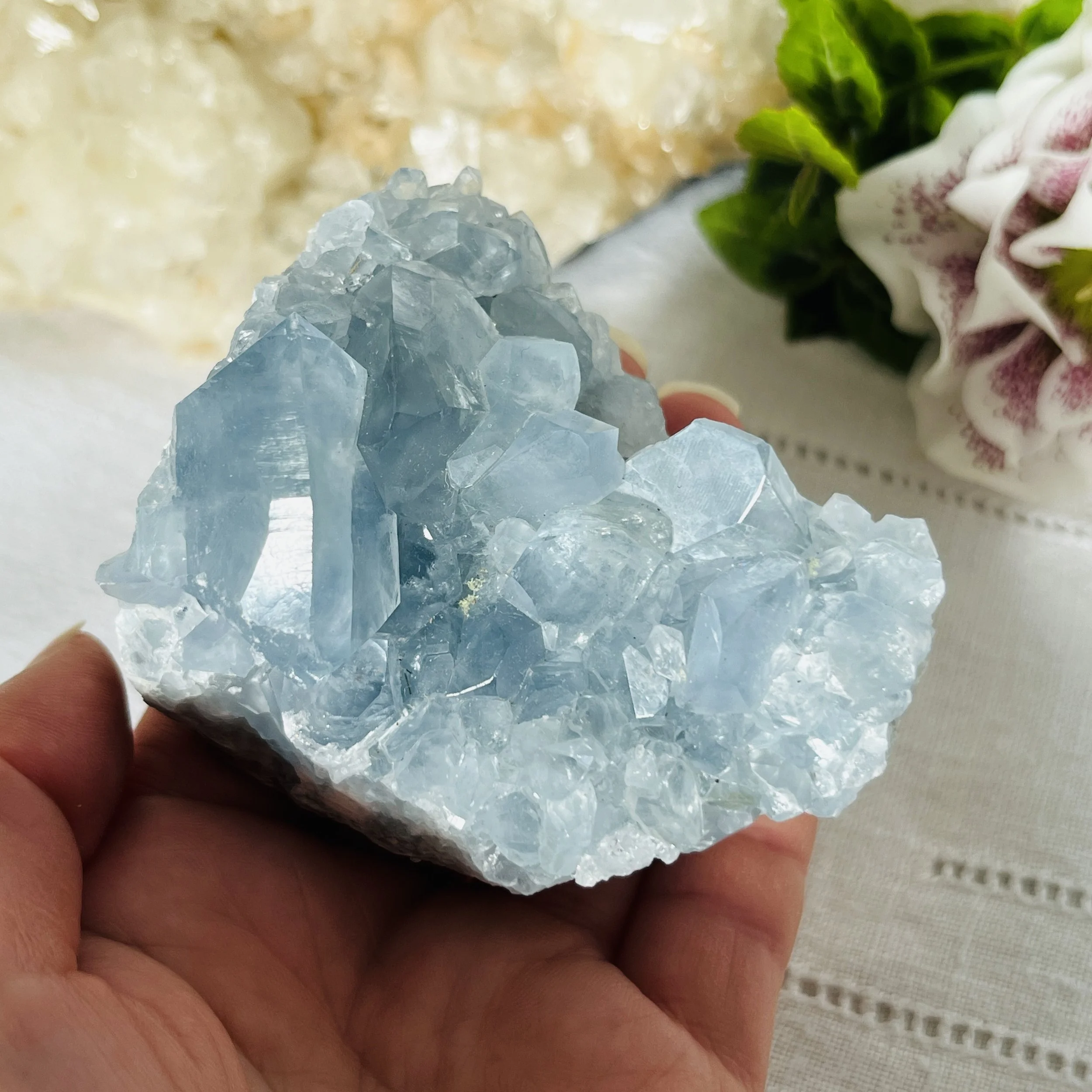 Celestite cluster 3c.jpeg