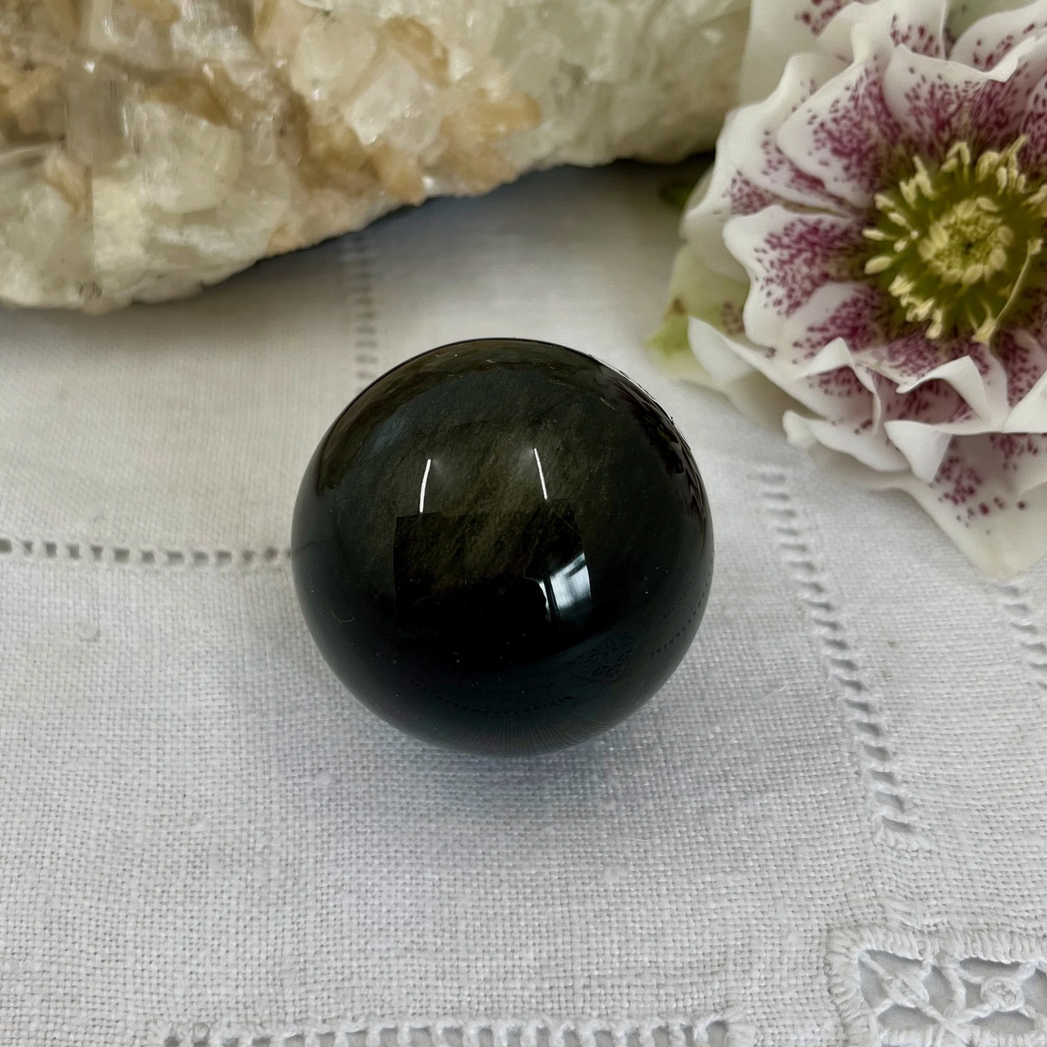 Sheen Obsidian sphere 3a.jpg