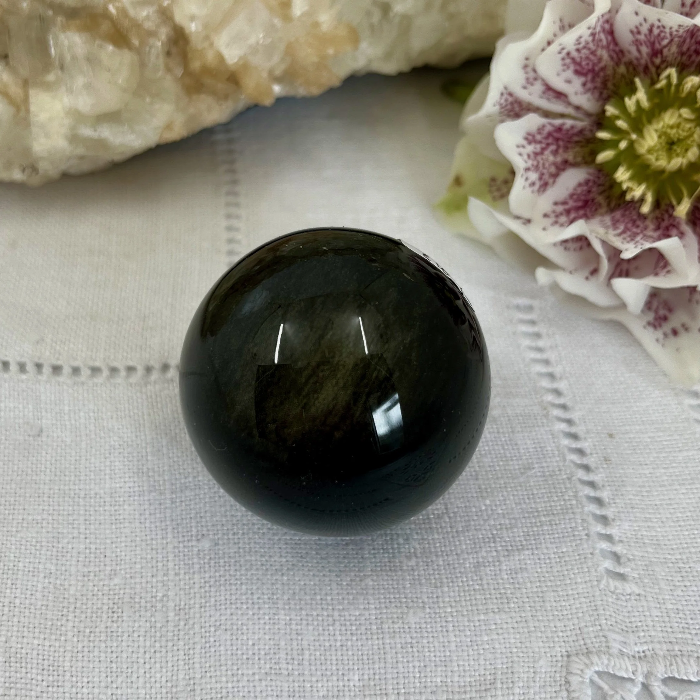 Sheen Obsidian sphere 3b.jpg