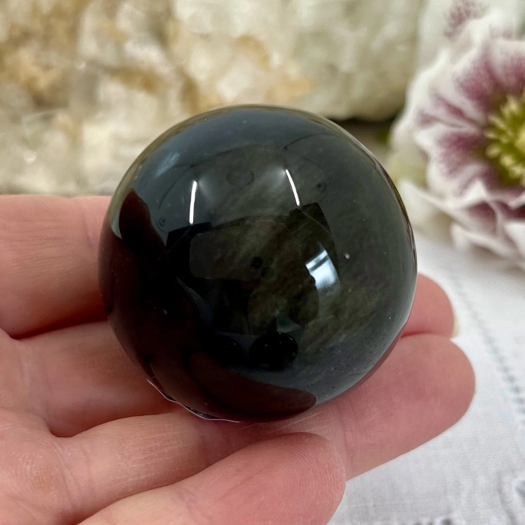 Sheen+Obsidian+sphere+3c.jpg