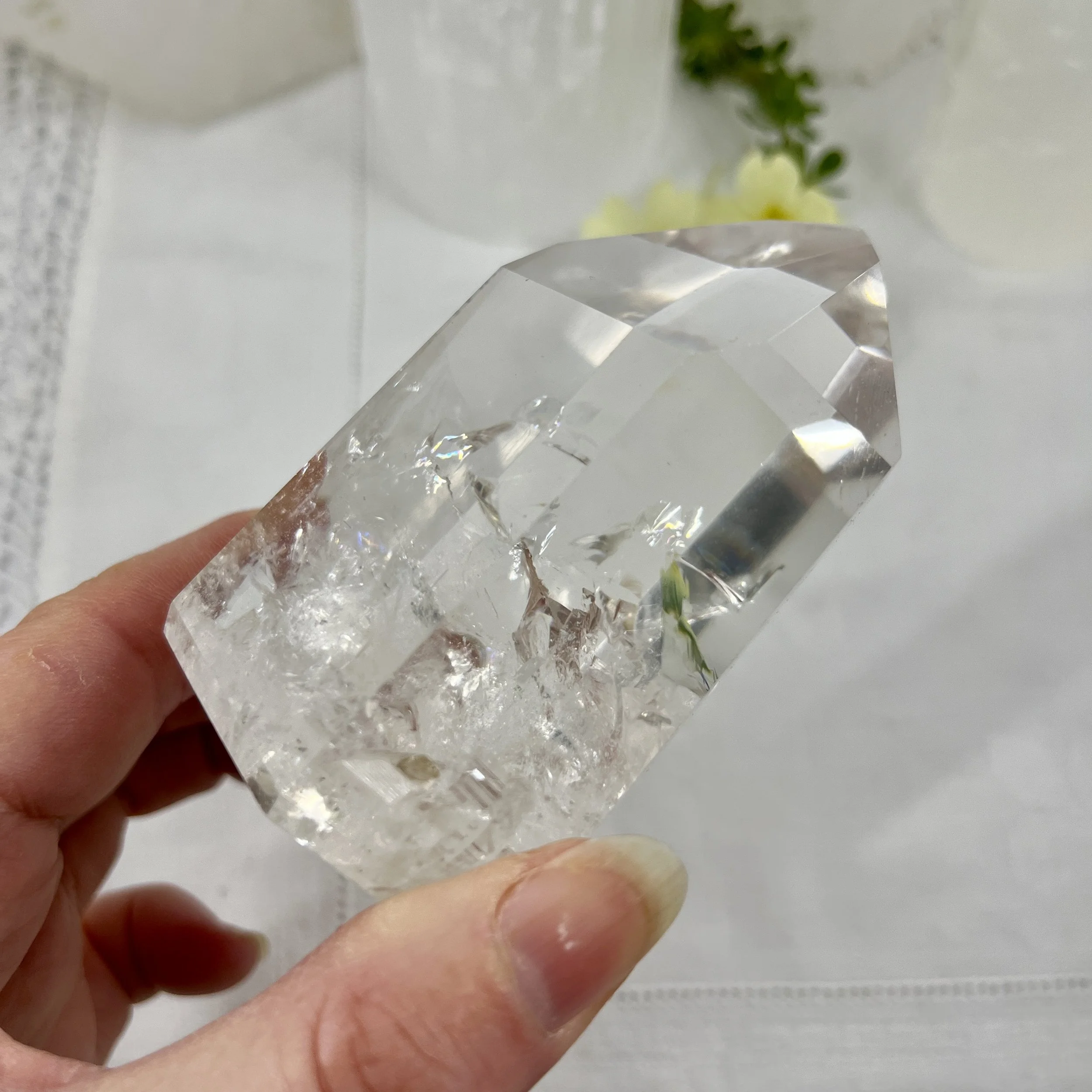 Quartz standing point 4k.jpeg