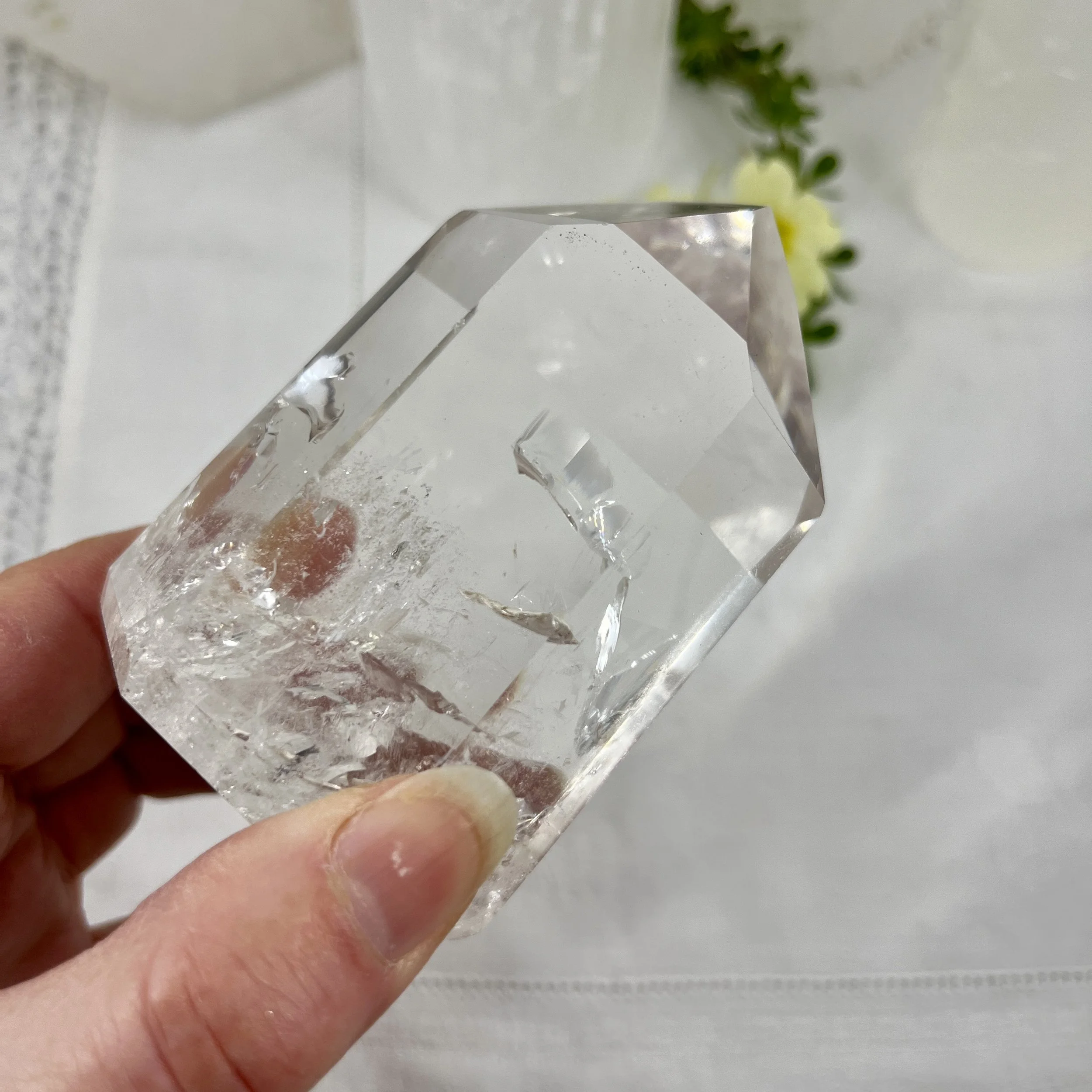 Quartz standing point 4m.jpeg