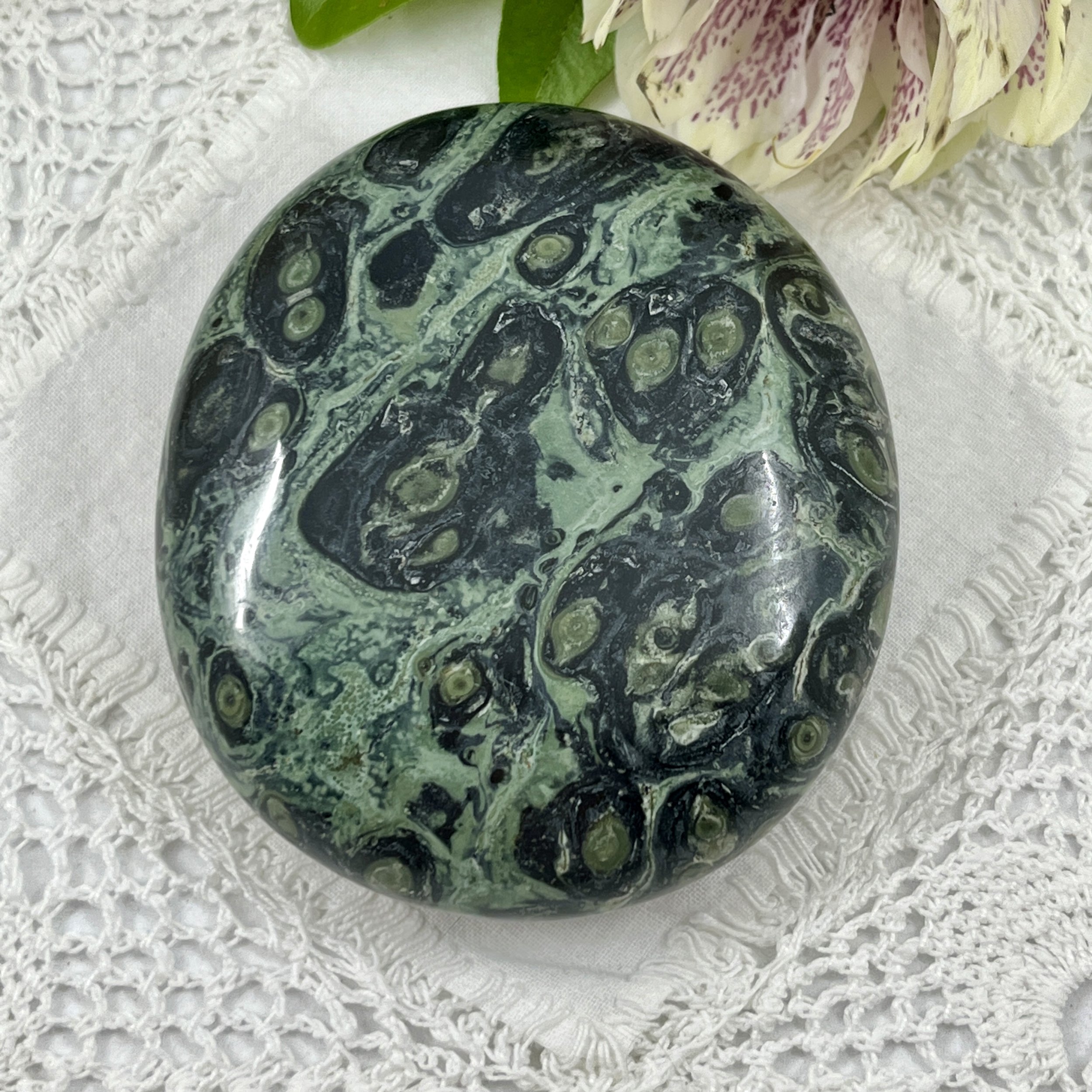 Kambaba pebble 5b.jpeg