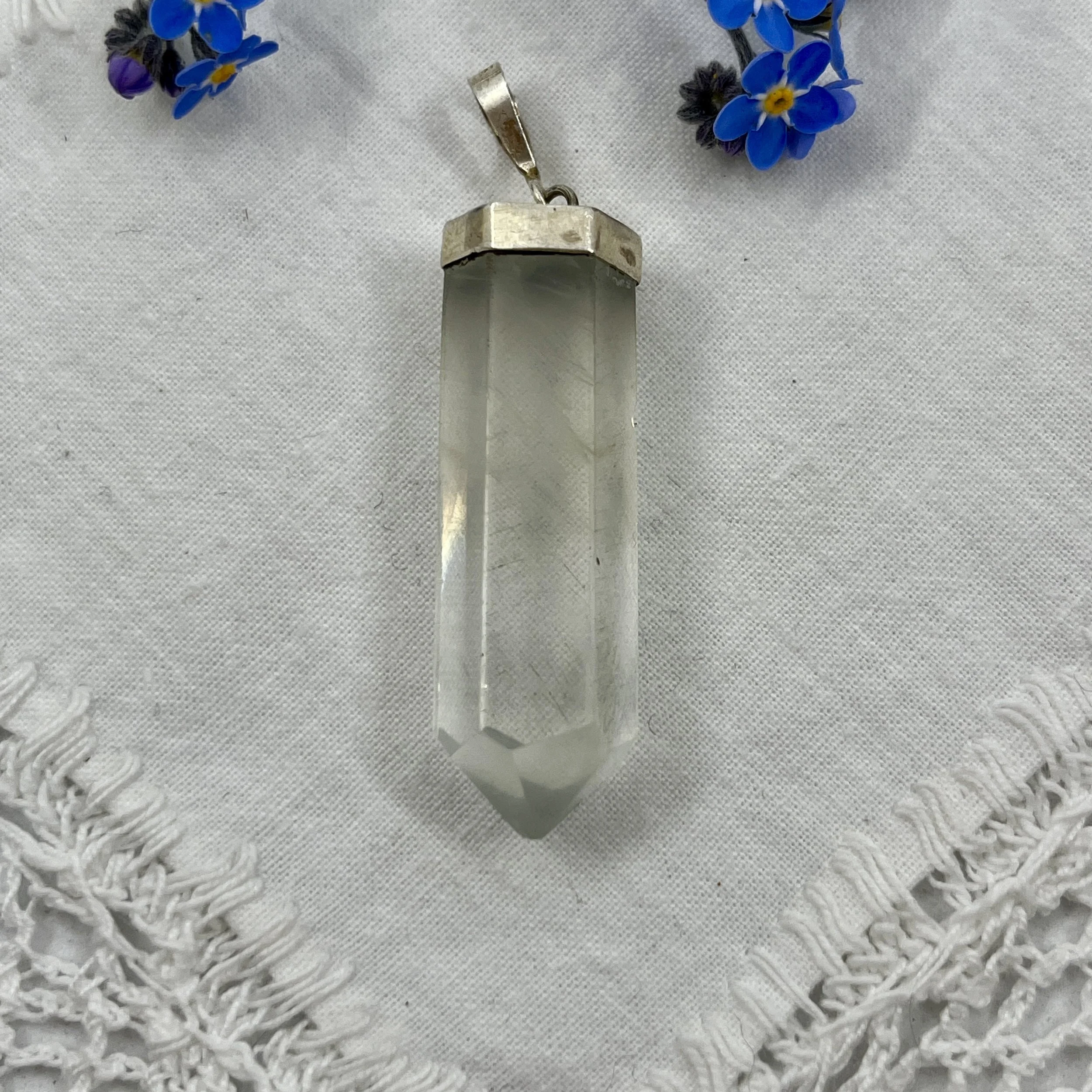 Fluorite point a.jpeg