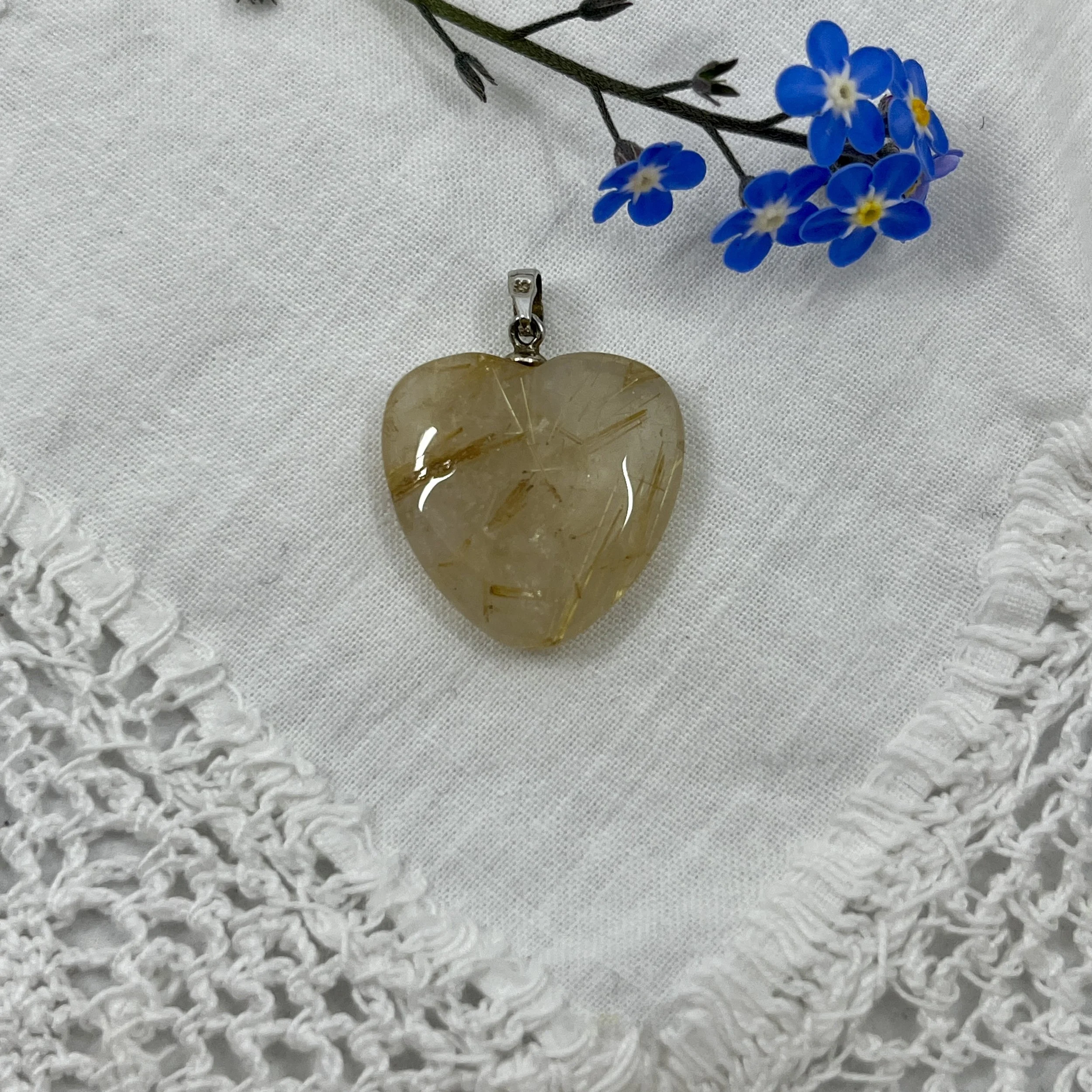 Rut quartz heart 1a.jpeg