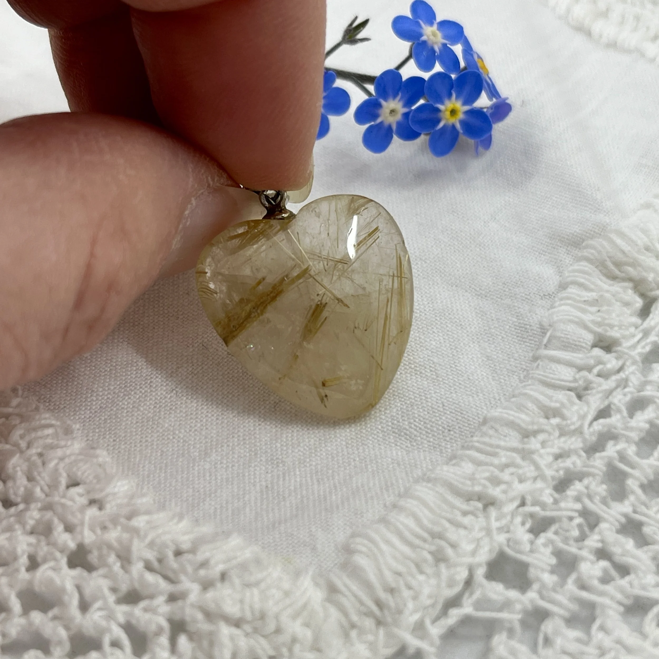 Rut Quartz heart 1c.jpeg