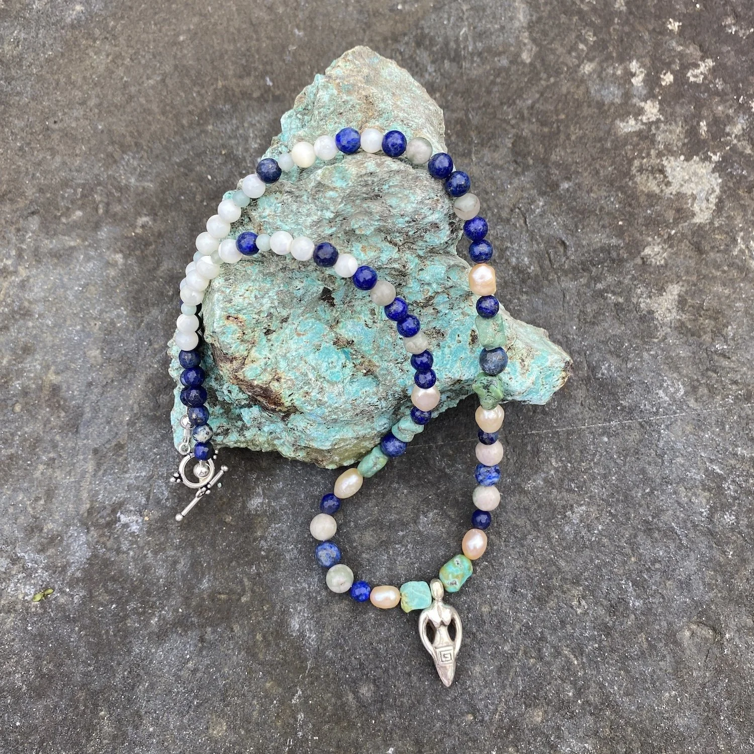 Goddess necklace3.JPG