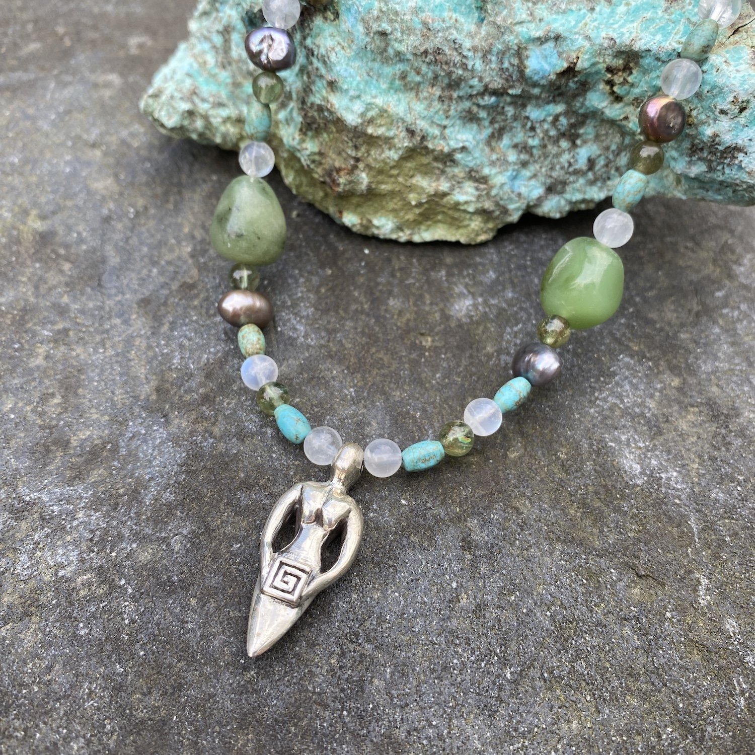 Goddess necklace 21.JPG