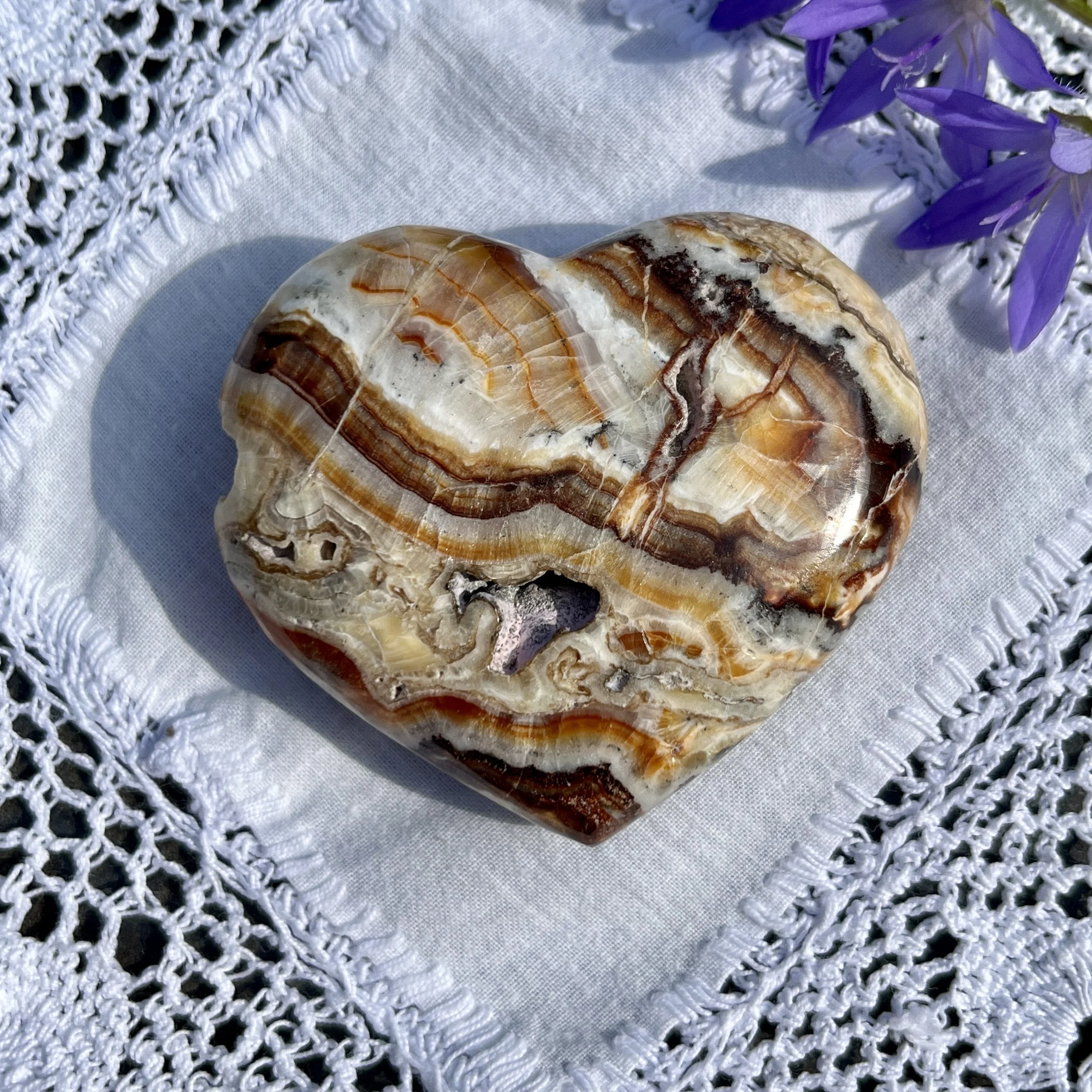Brown aragonite heart 1a.jpeg