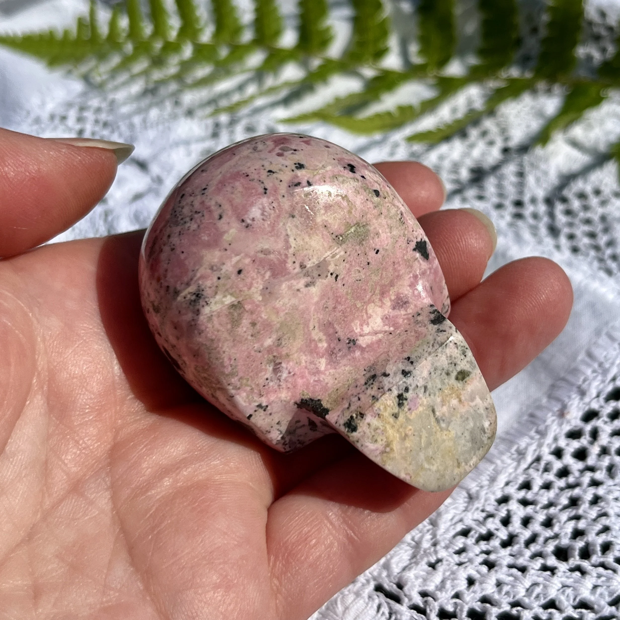 Rhodonite skull h.jpeg