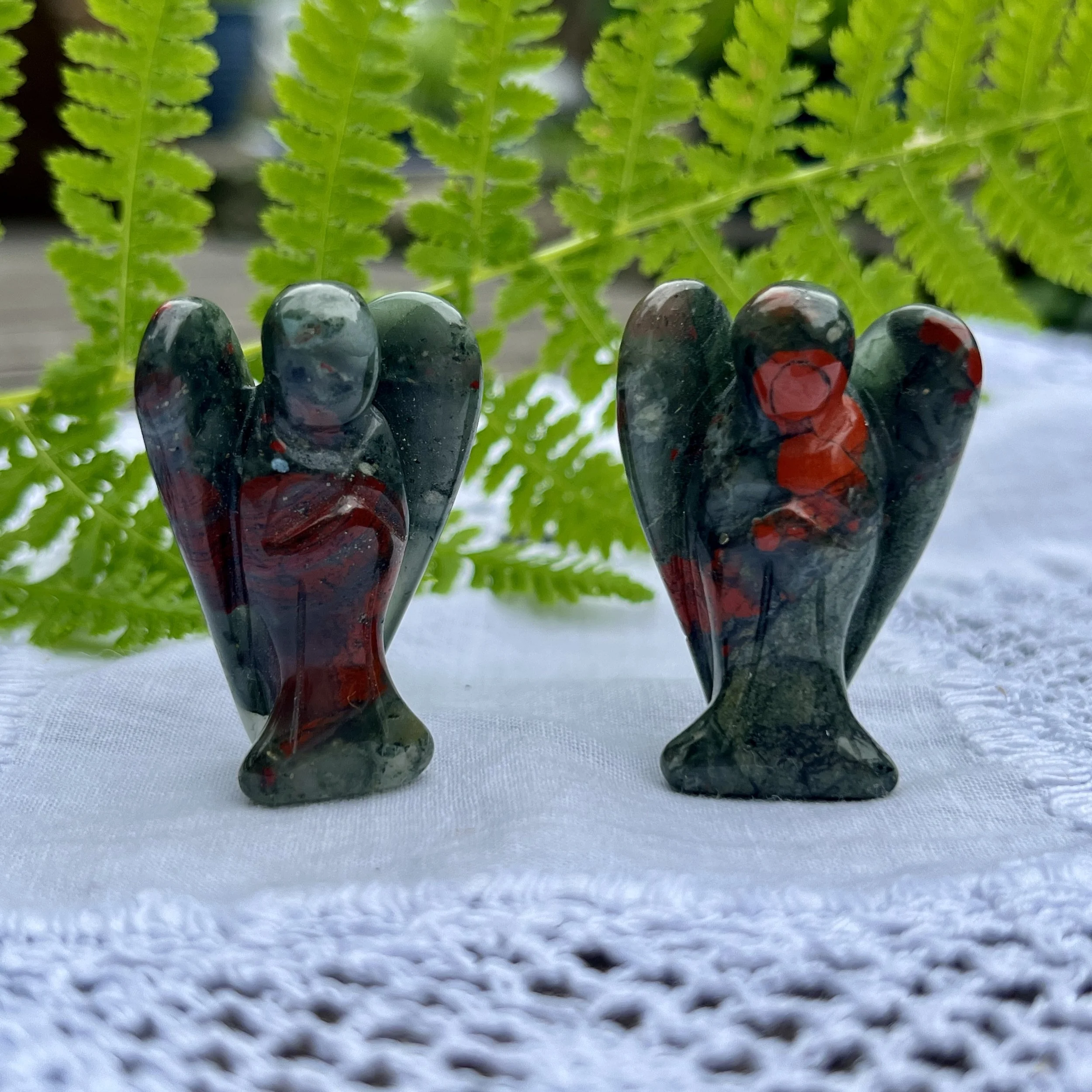Bloodstone angel 40mm.jpeg