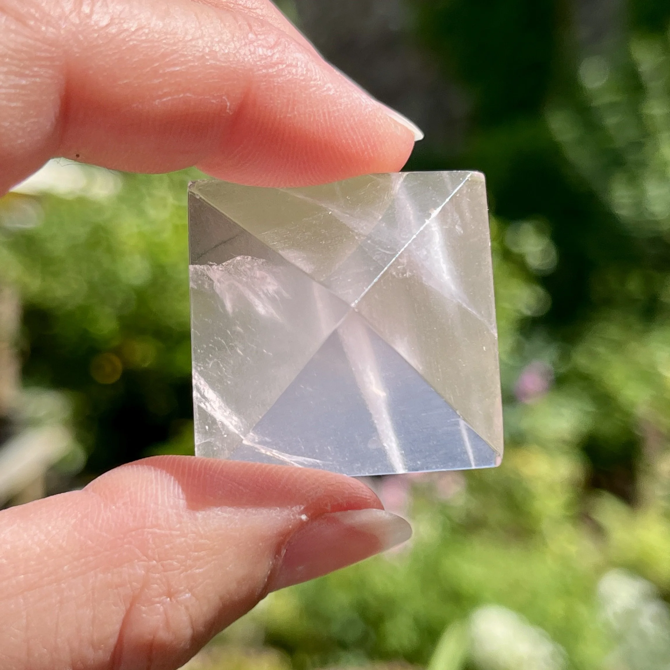 Rose Girasol pyramid d.jpeg