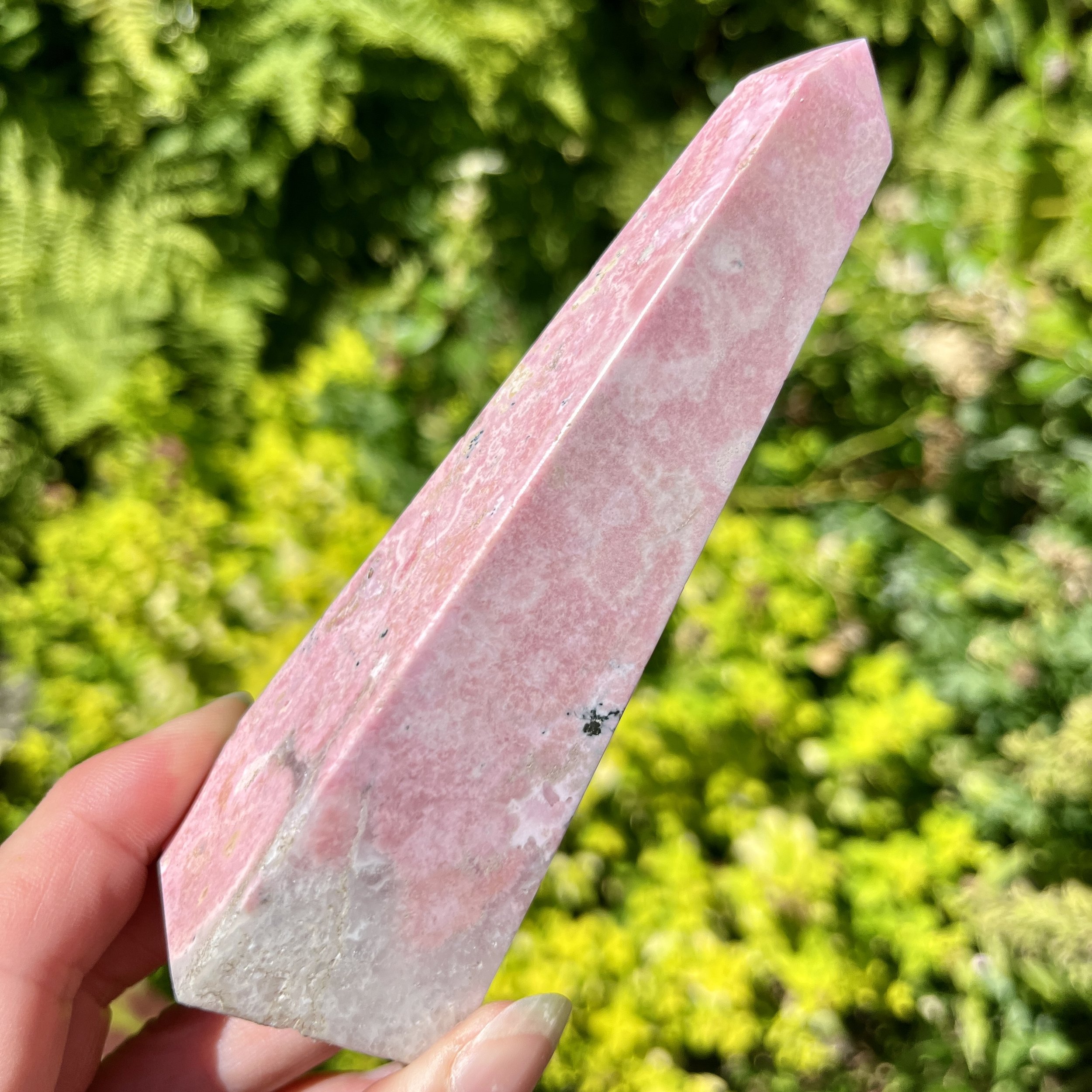 Rhodonite obelisk 1e.jpeg