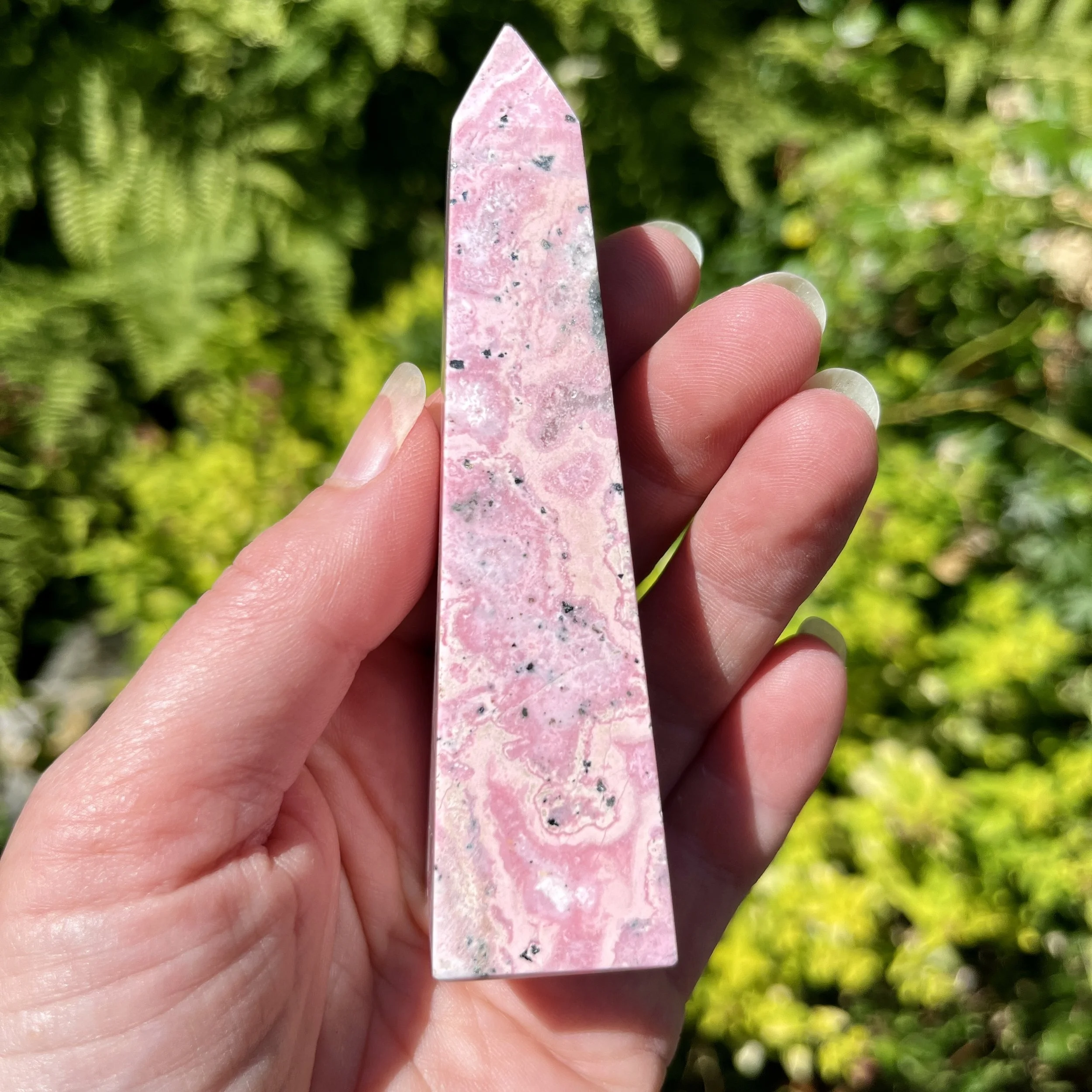 Rhodonite obelisk 5c.jpeg