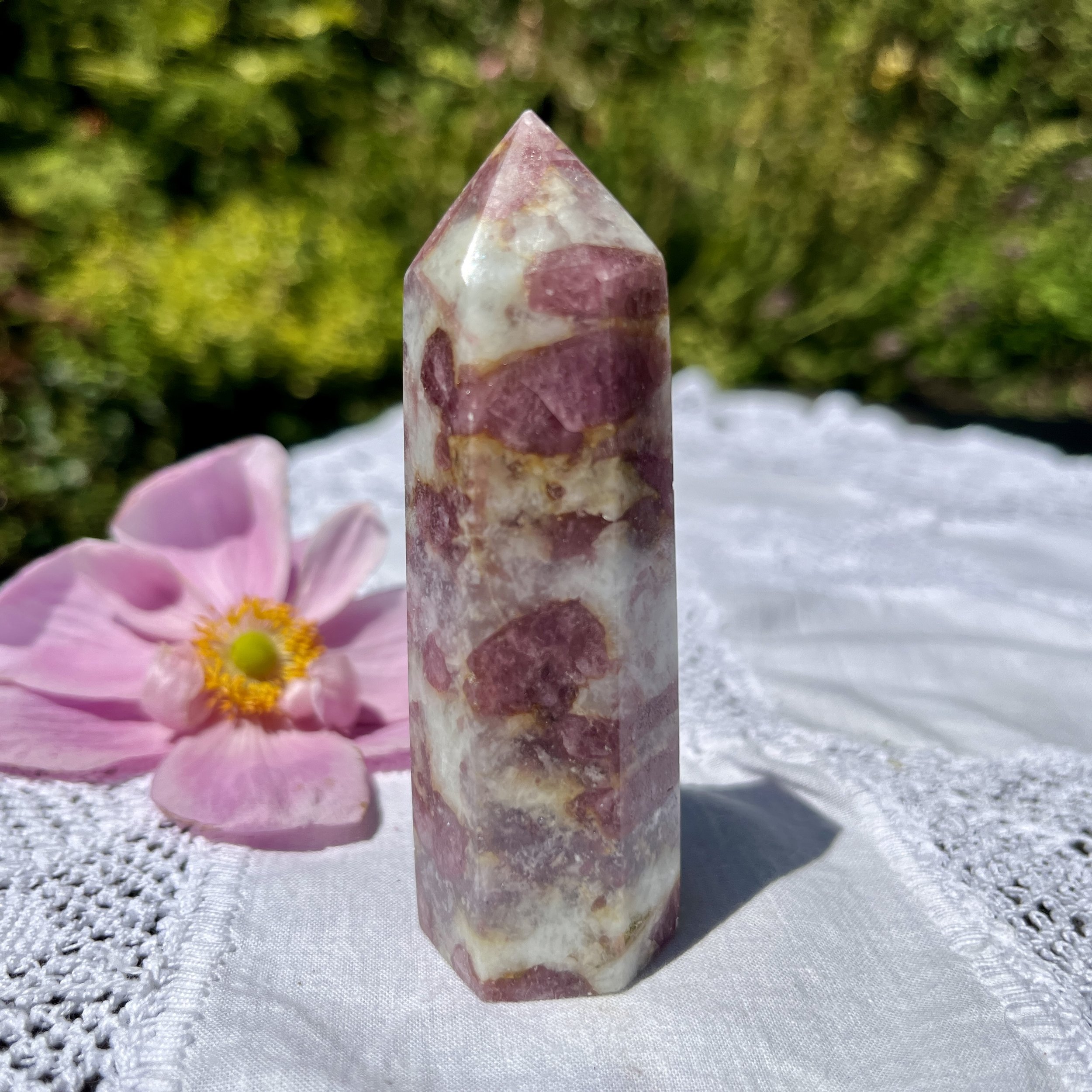 Tourm in lepid quartz point 2a.jpeg