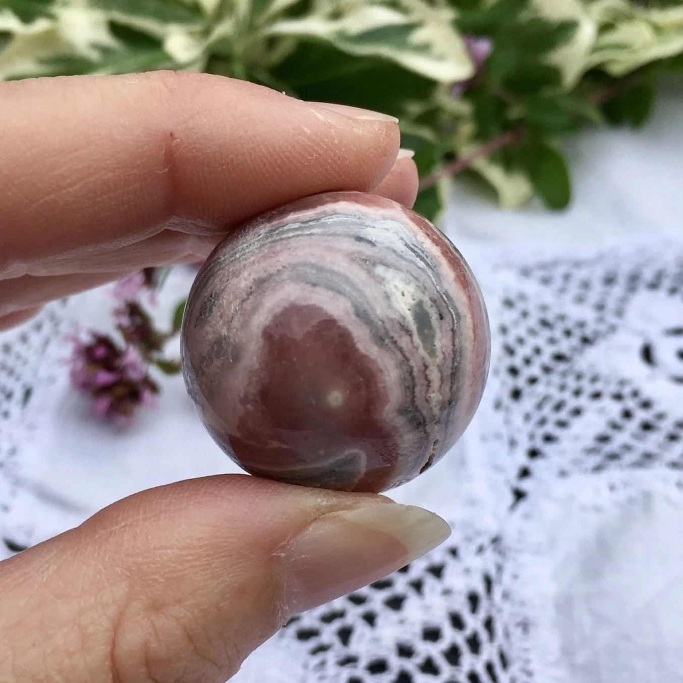 Rhodocrosite+sphere+2i.jpg
