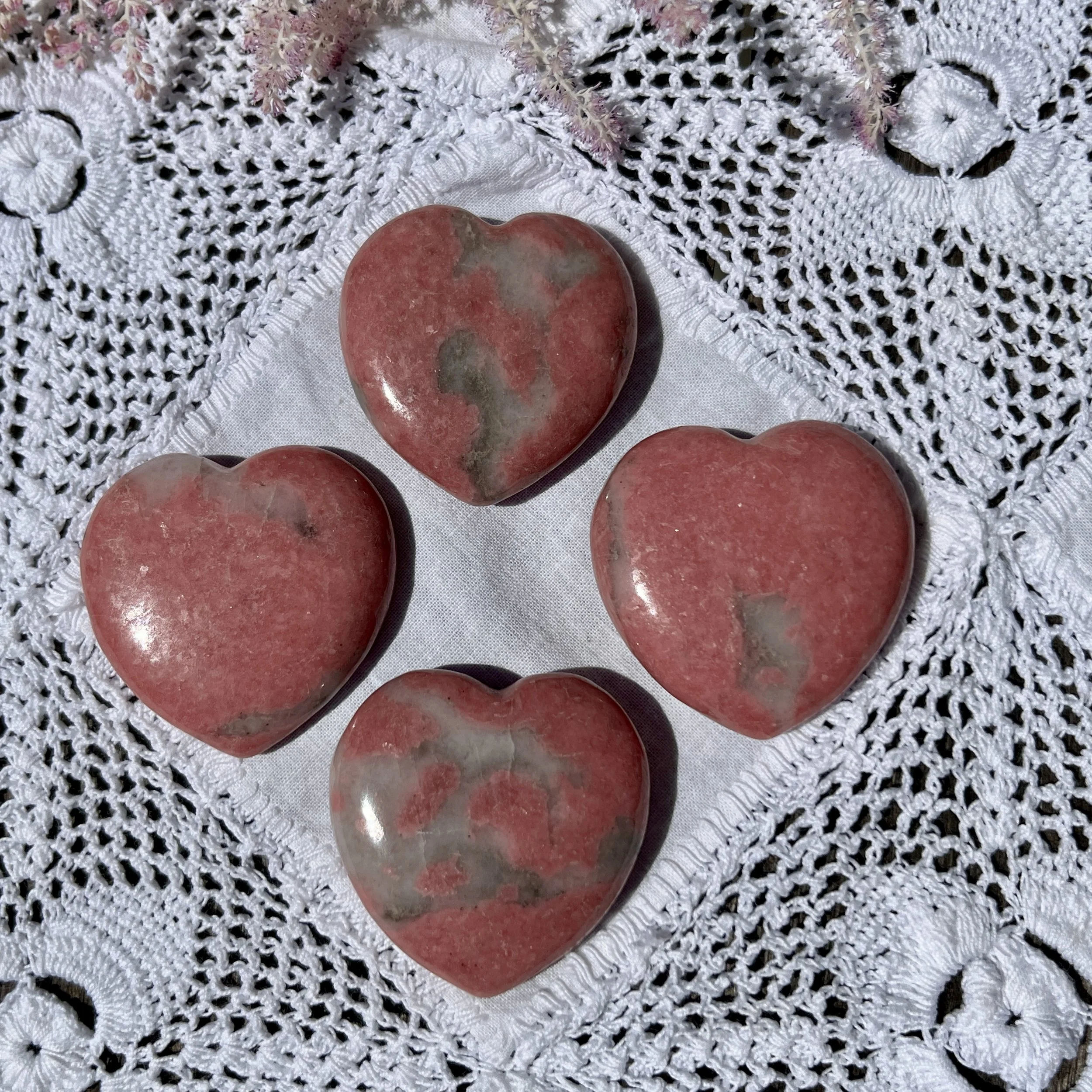 Rhodonite peru hearts 40mm a.jpeg