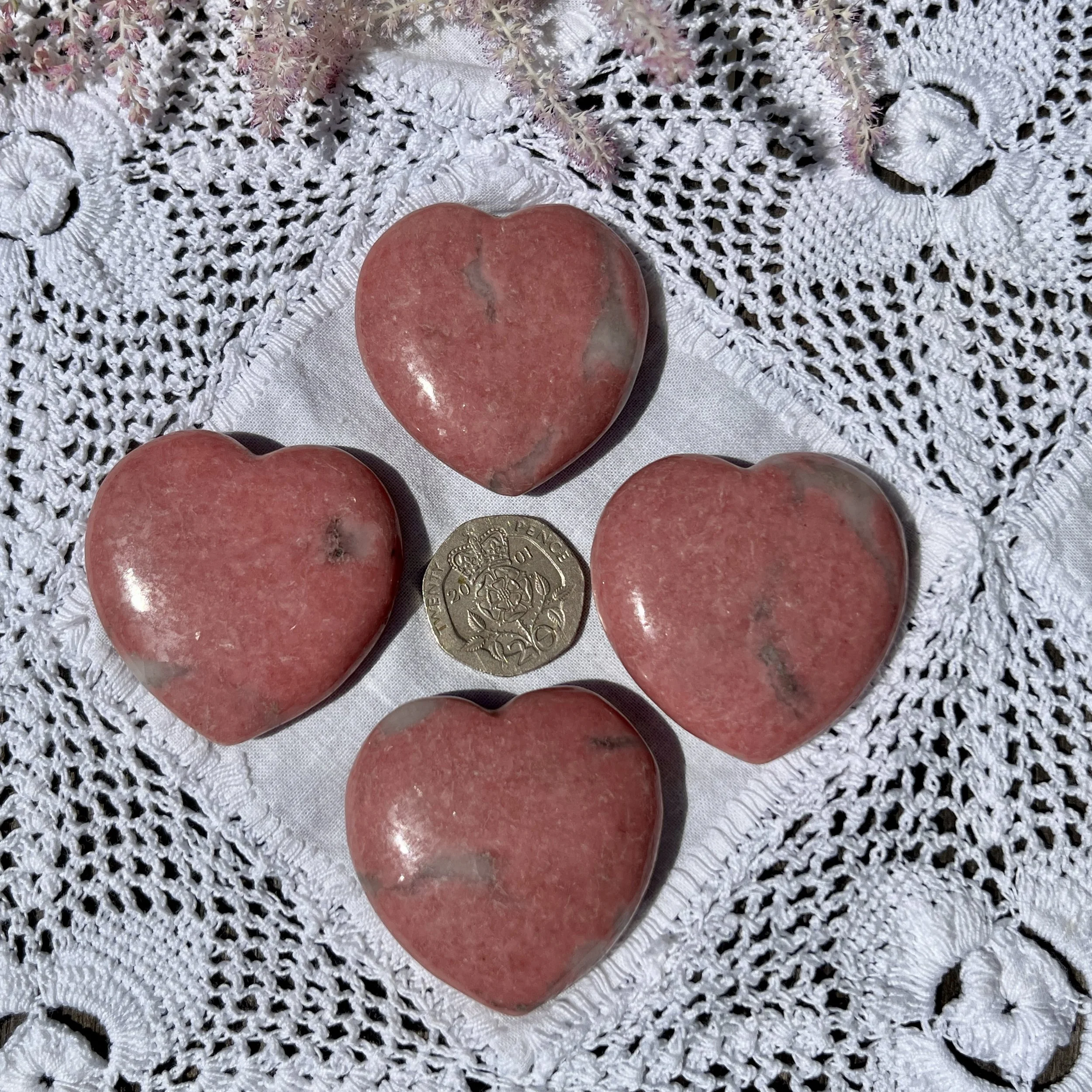 Rhodonite peru hearts 40mm c.jpeg