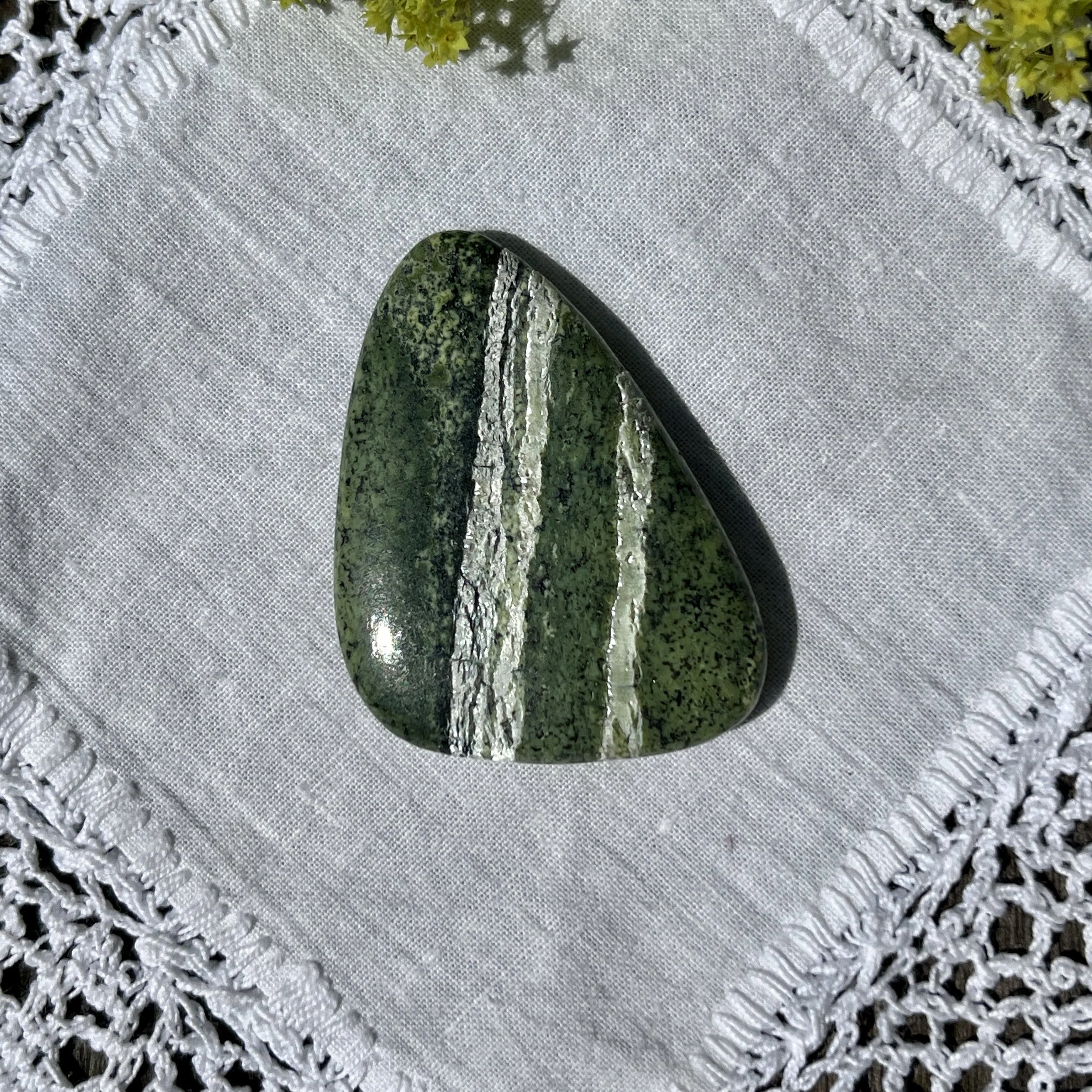 Chrysotile in Serpentine 3.jpeg