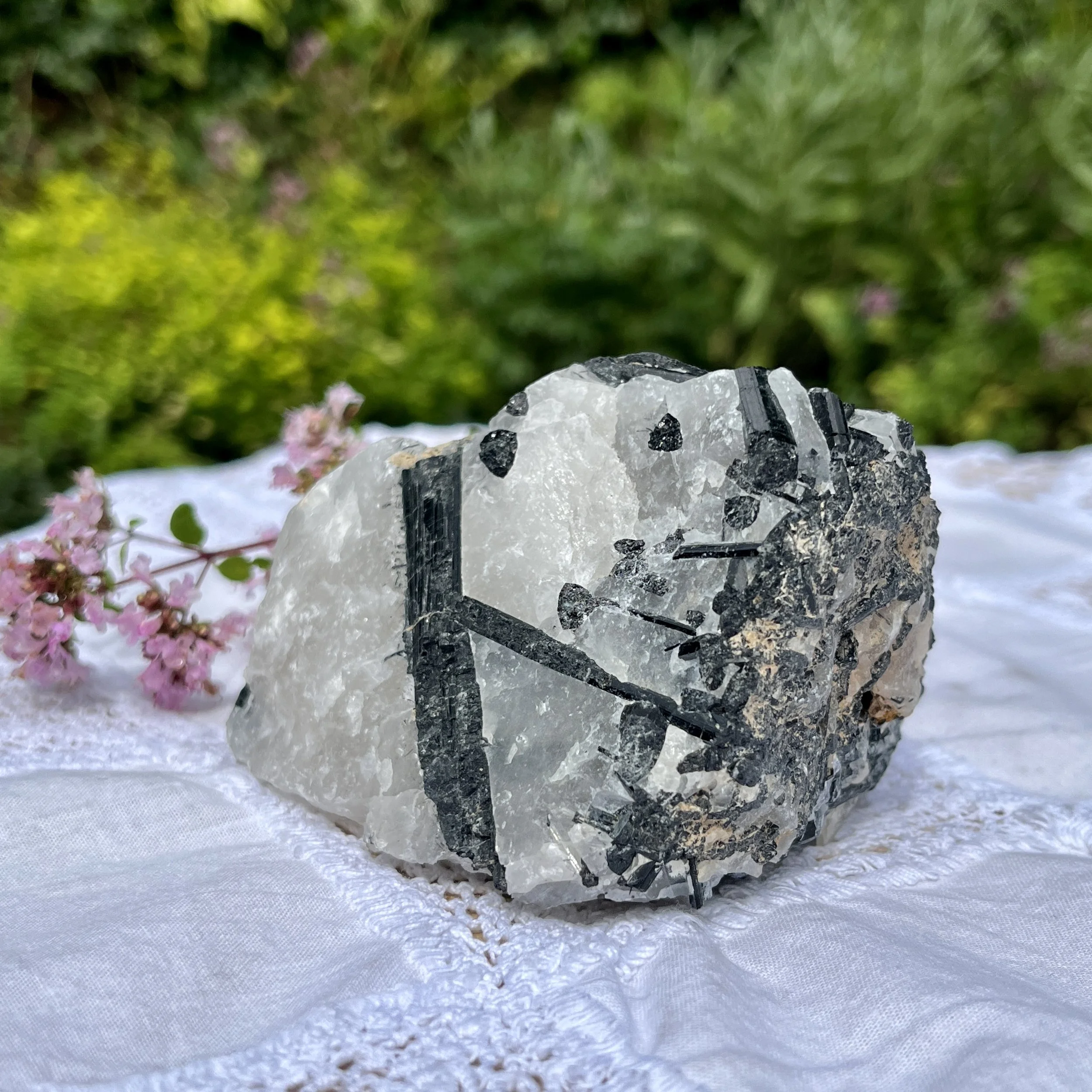 Tourmaline in Quartz raw 1c.jpeg