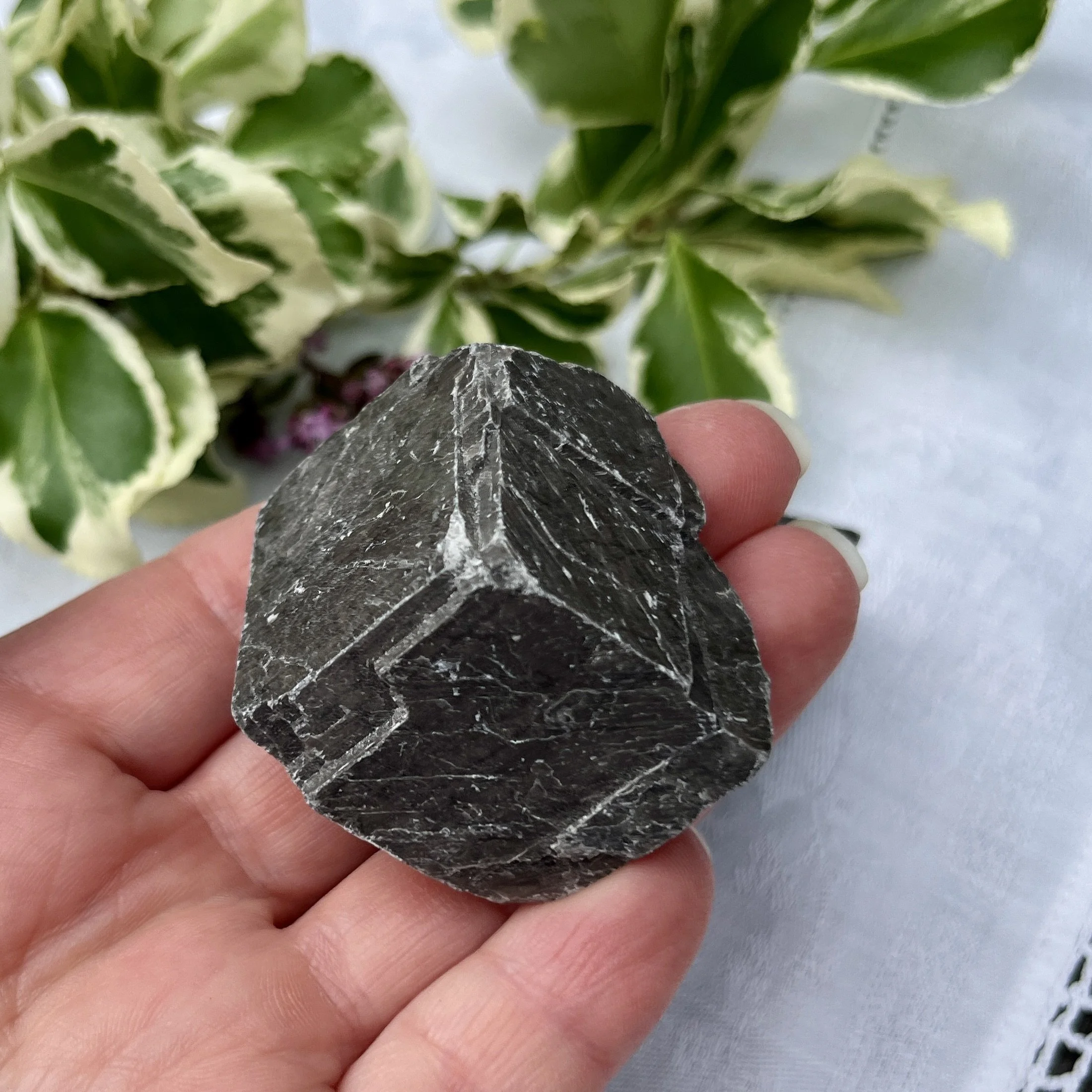 Black calcite £7b.jpeg