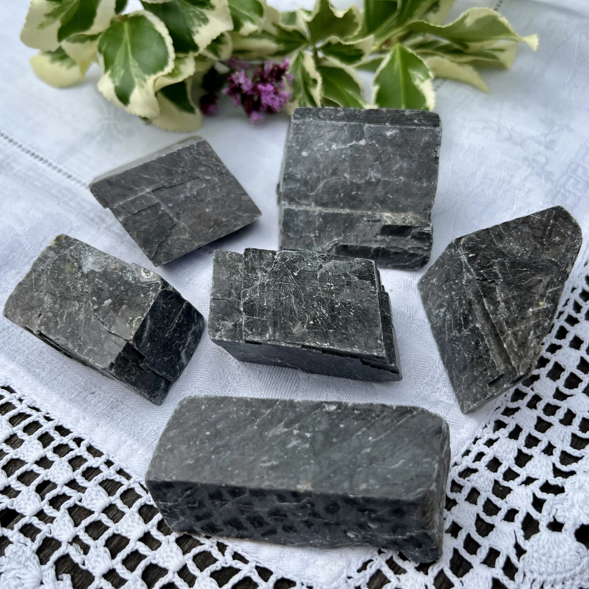 Black calcite £6a.jpeg