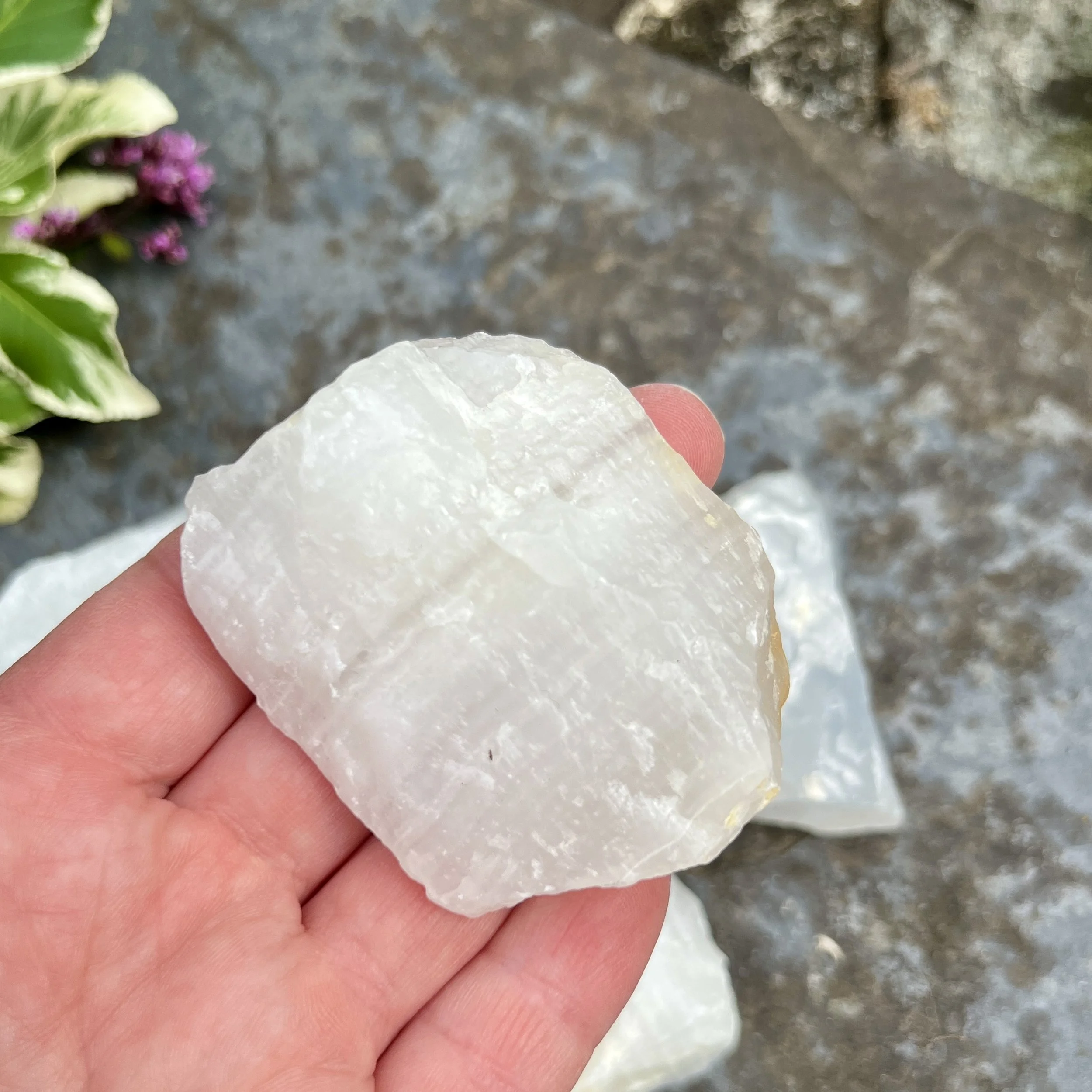 White Aragonite £4b.jpeg