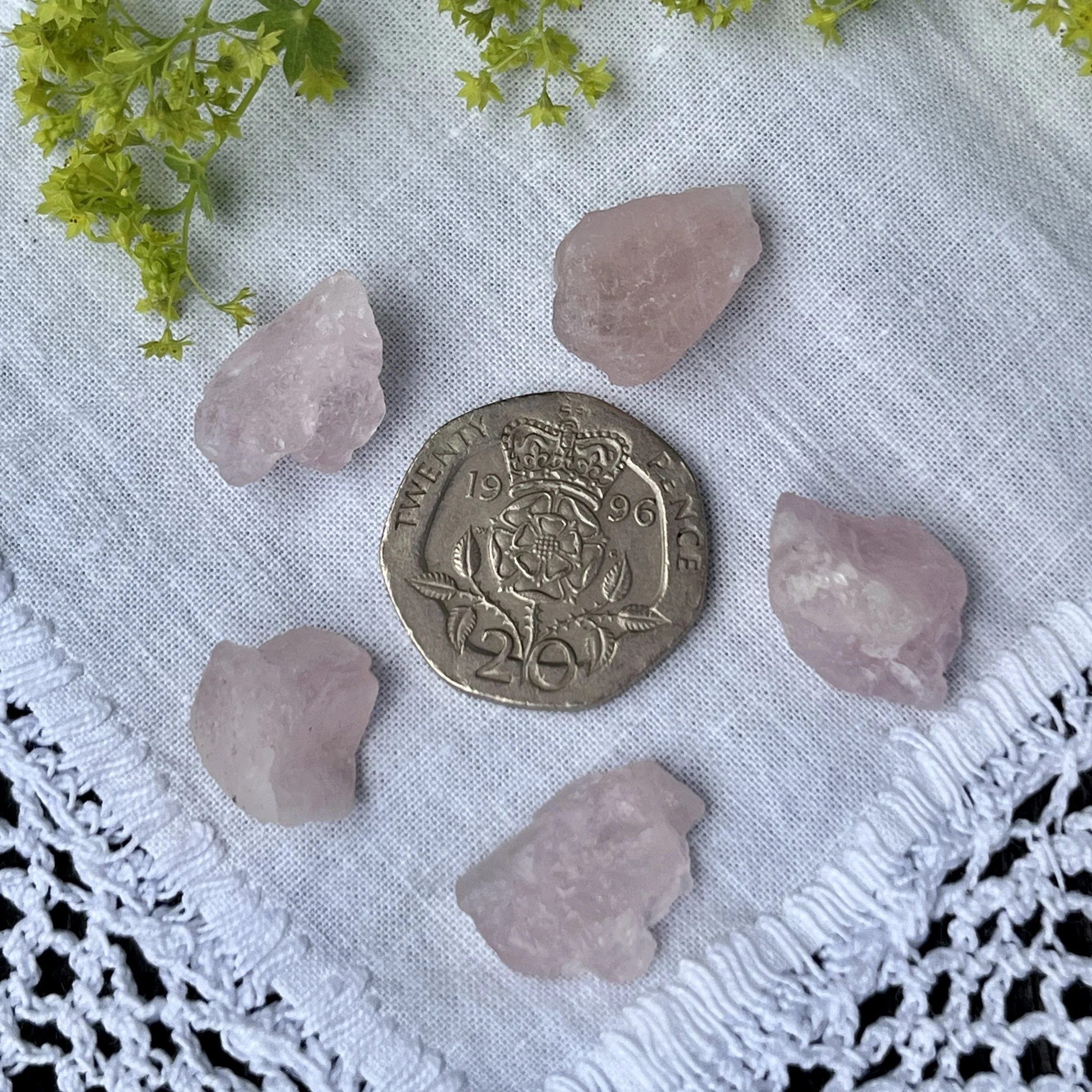 Morganite raw 1-2g b.jpeg