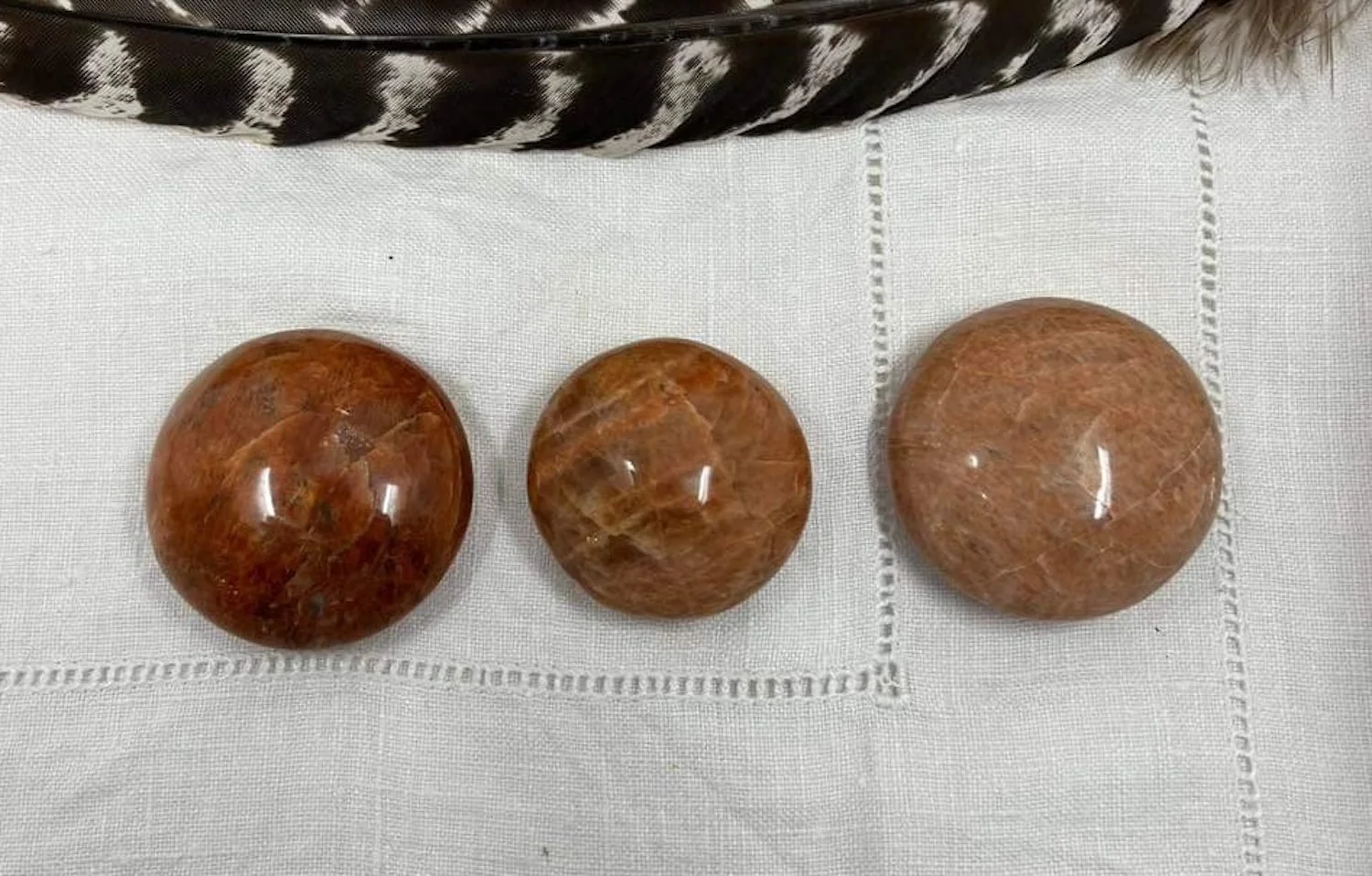 Peach Moonstone Palmstones/Pebbles/Galets