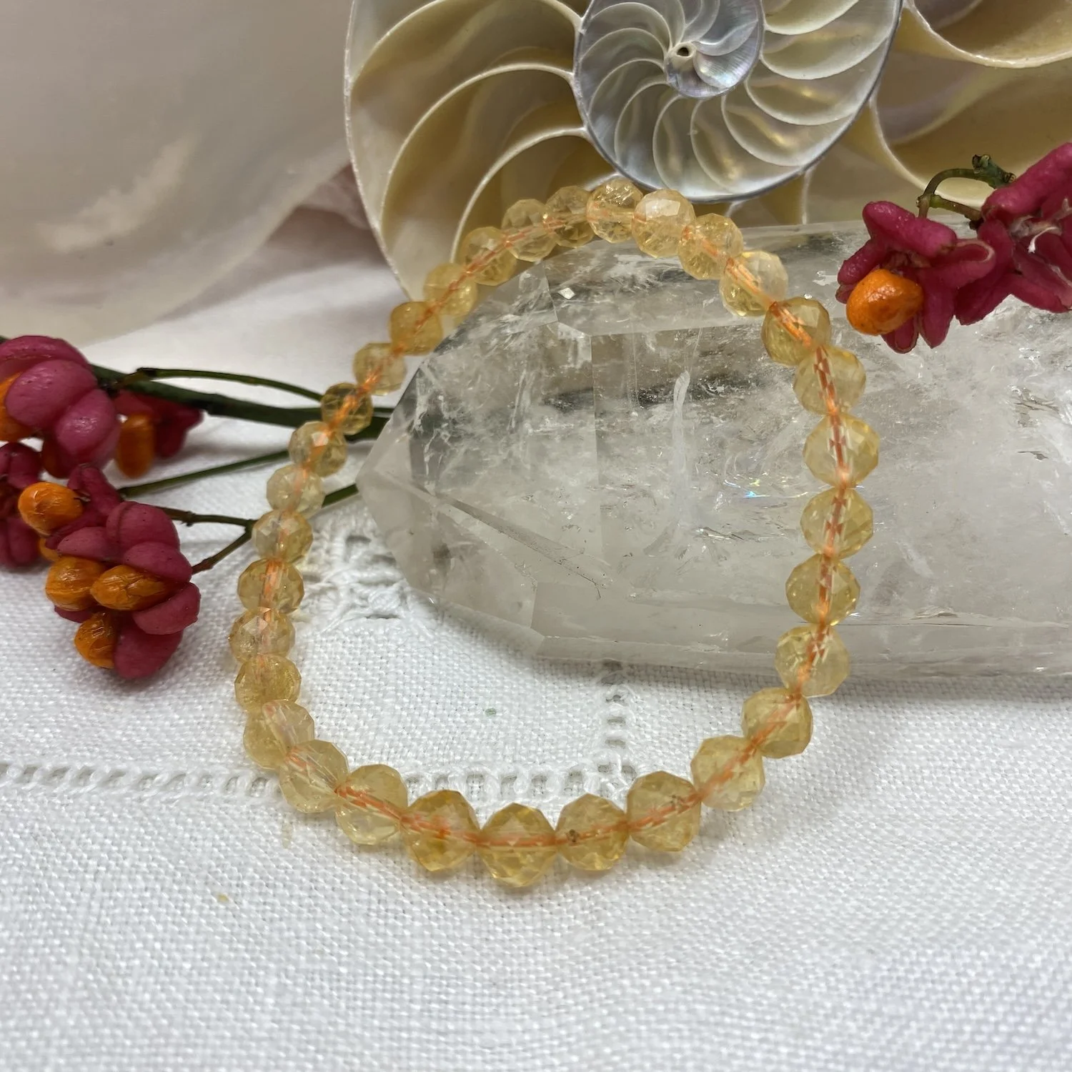 Bracelet Citrine 6mm facet.jpg
