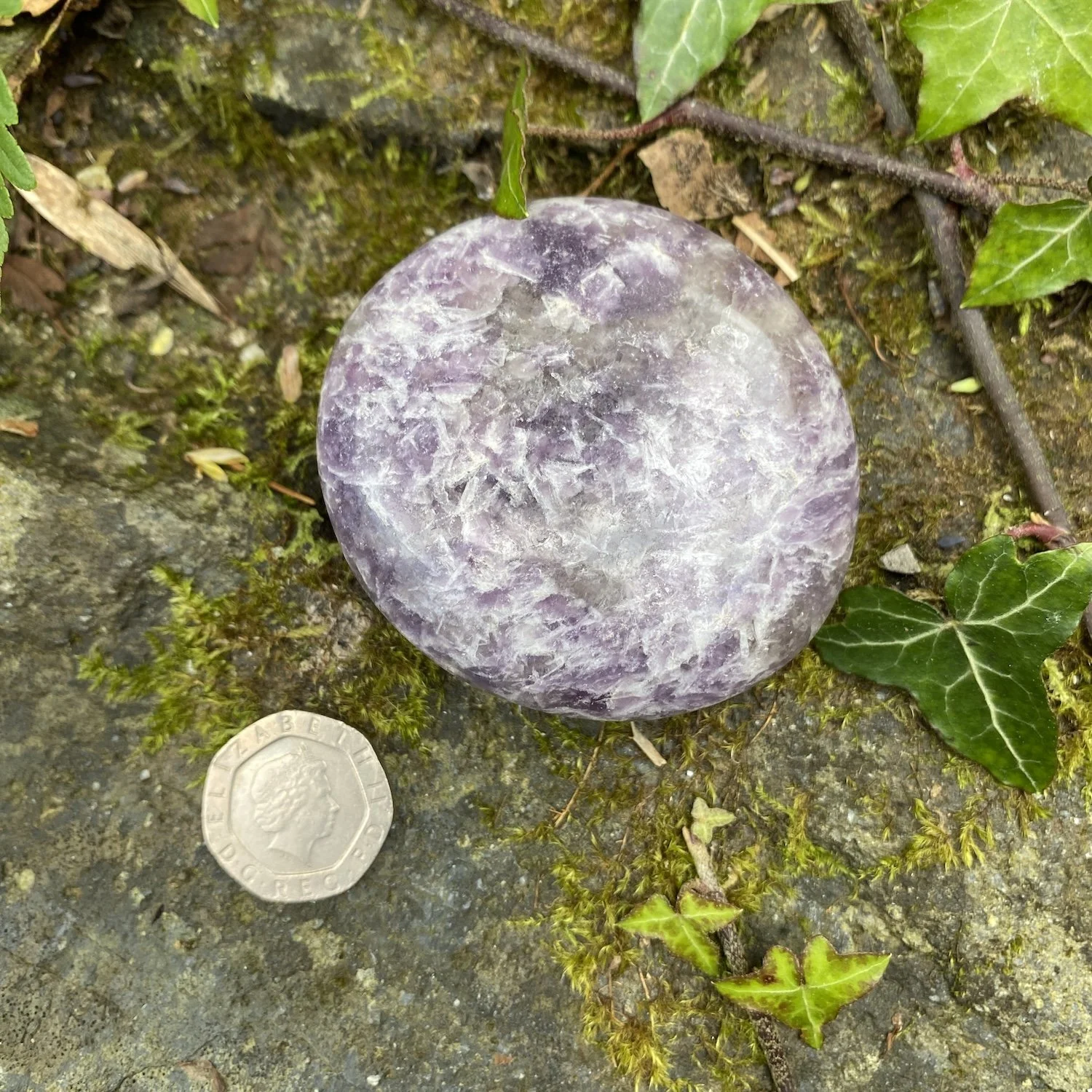 Galet Lepidolite 12.JPG