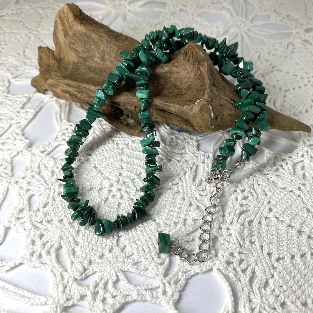 Necklace_Chip_Malachite2.JPG