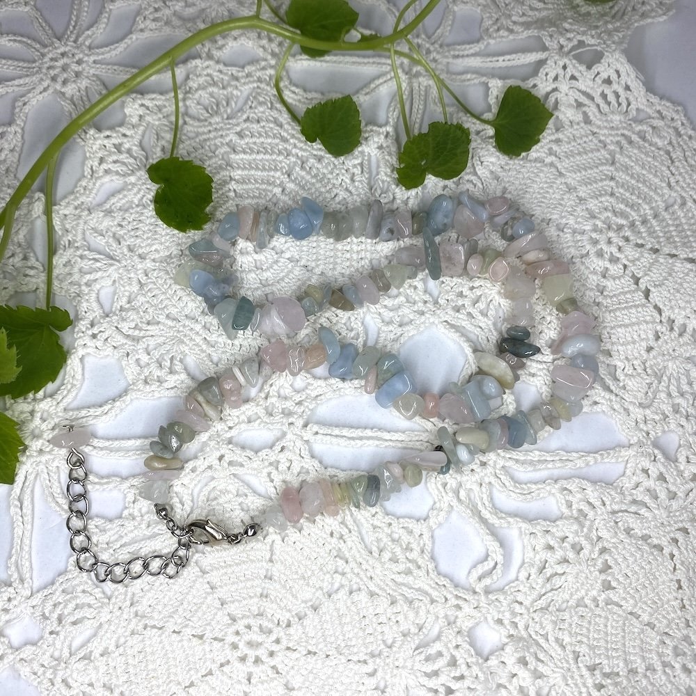 Necklace_Gem_Aqua_Morg1.JPG