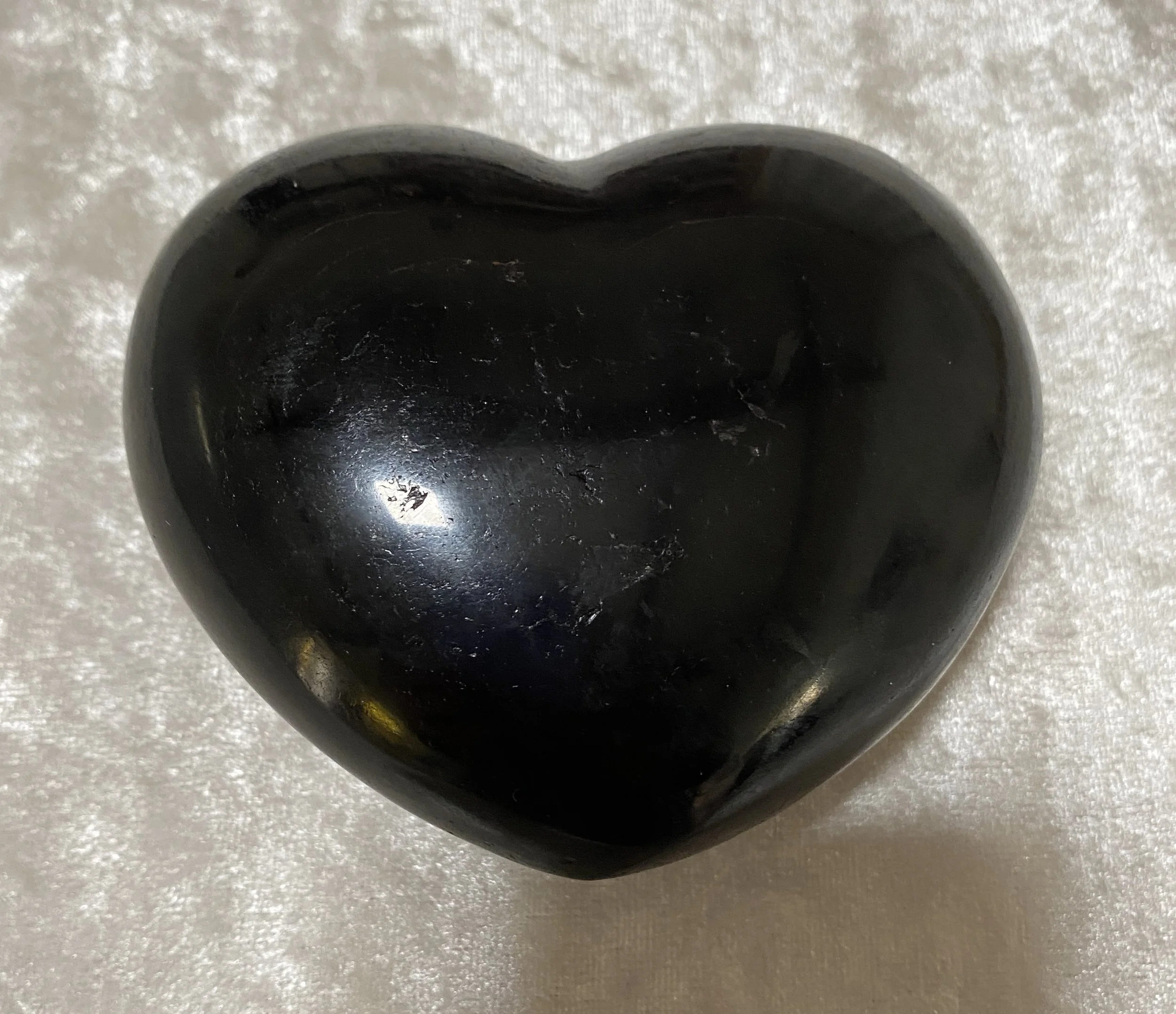 Black Tourmaline heart3.JPG