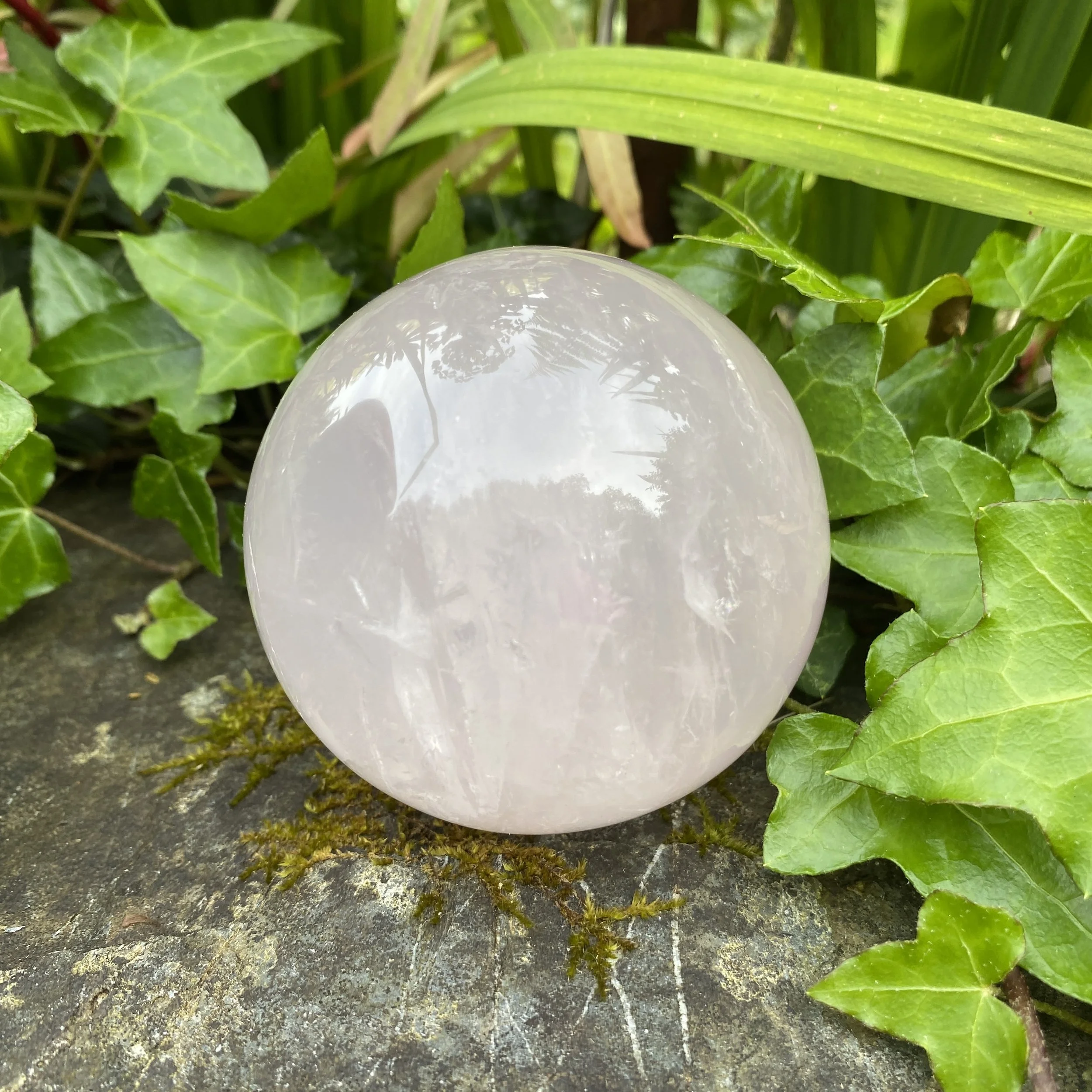 Rose Quartz sphere 6 £3.JPG