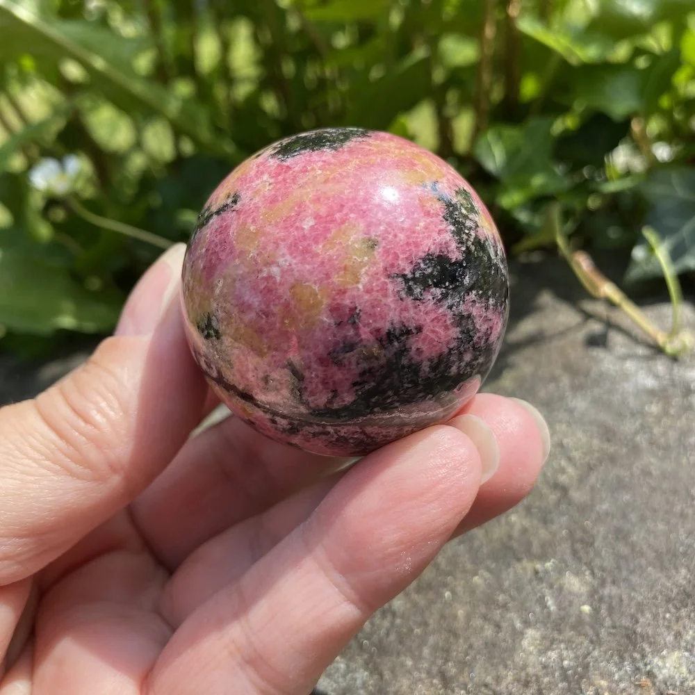 Rhodonite sphere2.jpg
